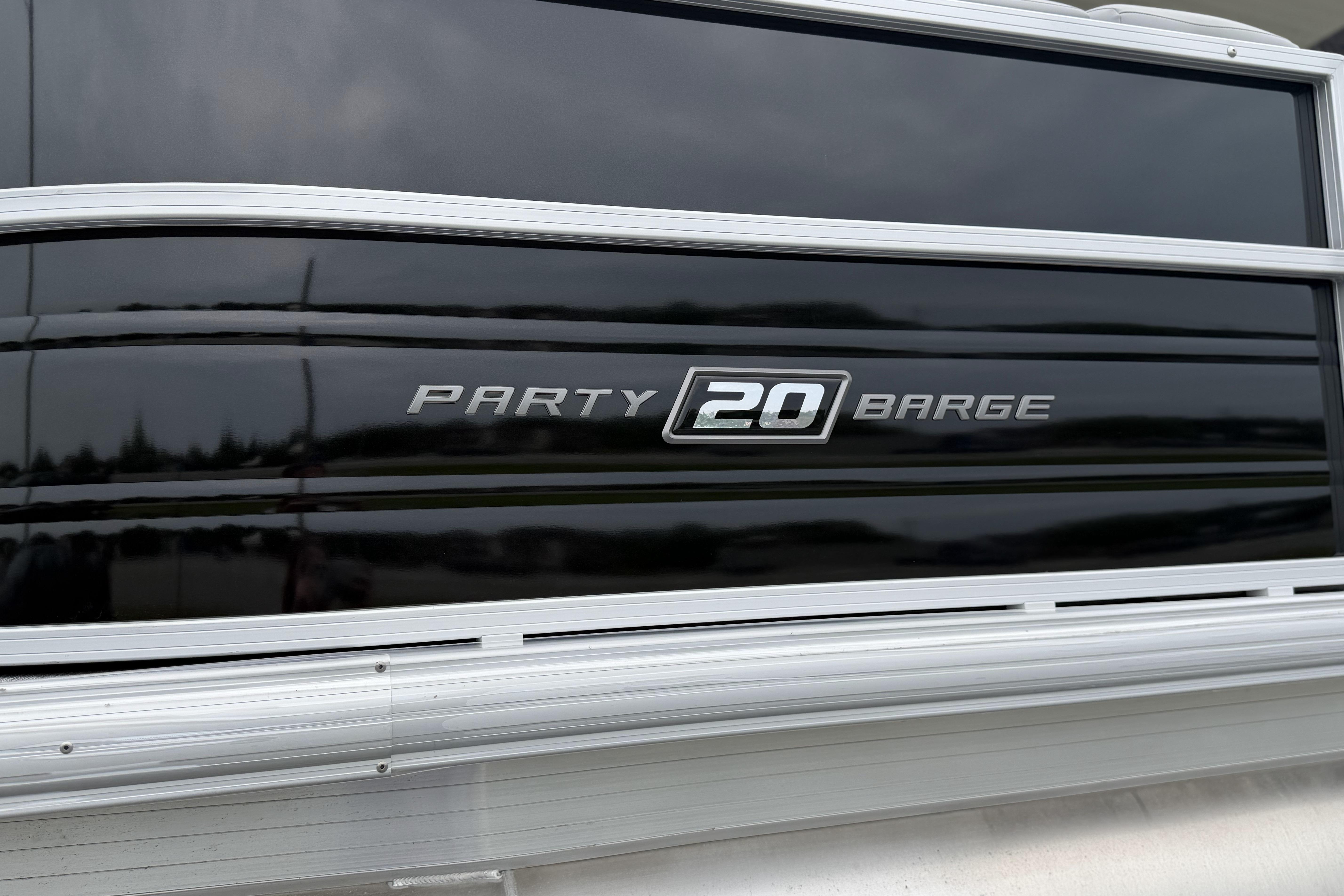2026 Sun Tracker Party Barge 20 DLX pontoon boat side view.