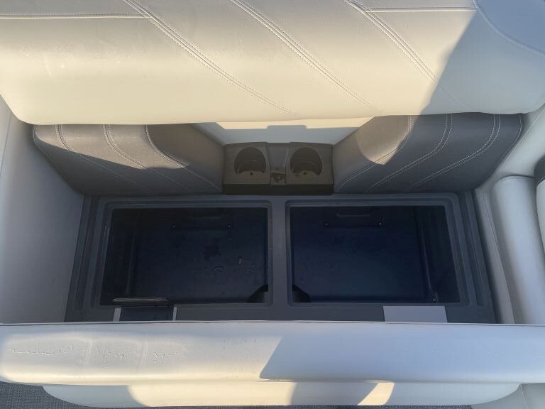 2022 Sylvan 820 PF Mirage - 13