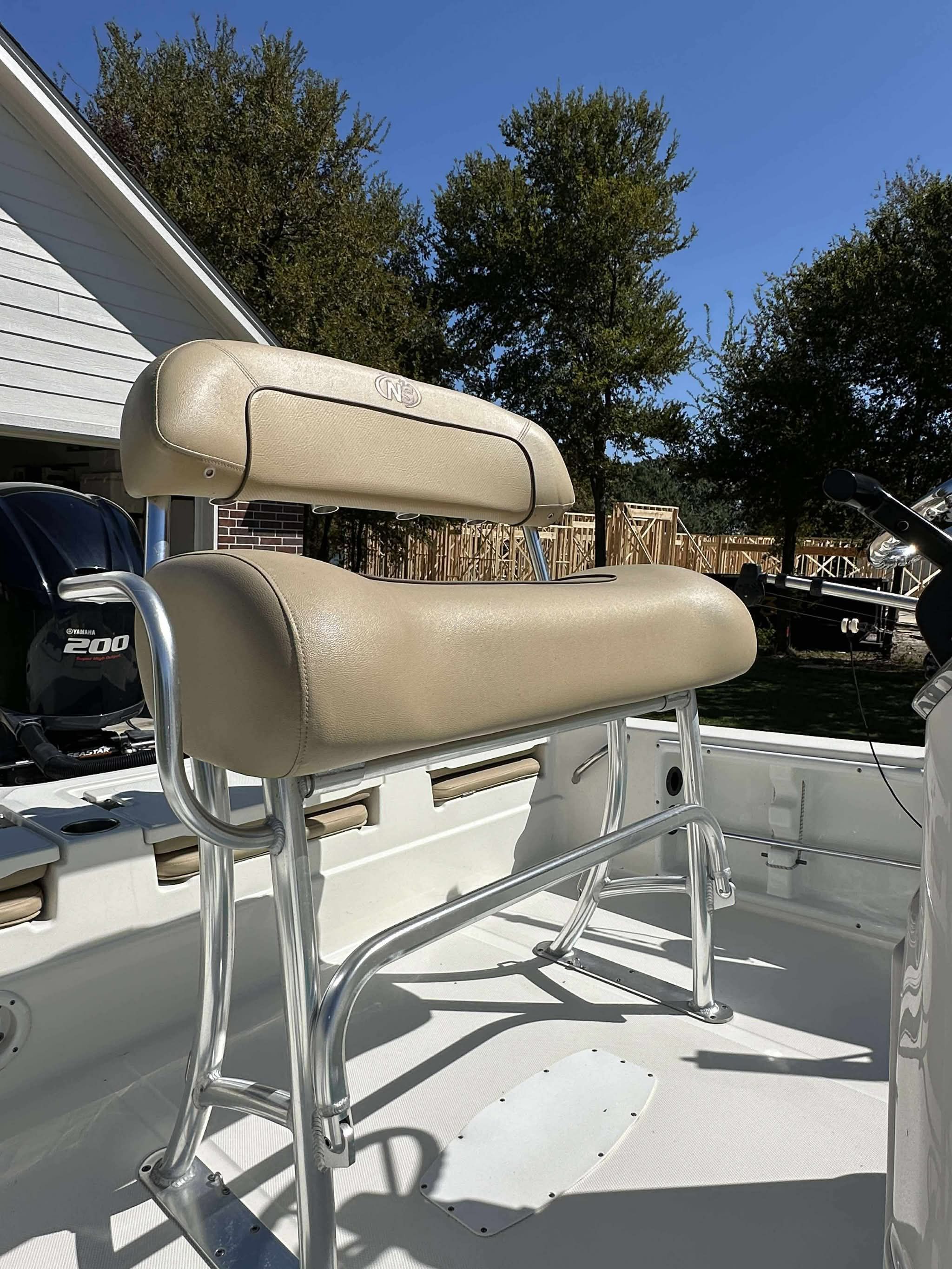 NauticStar 215 XTS 2019 boat seat outdoors.