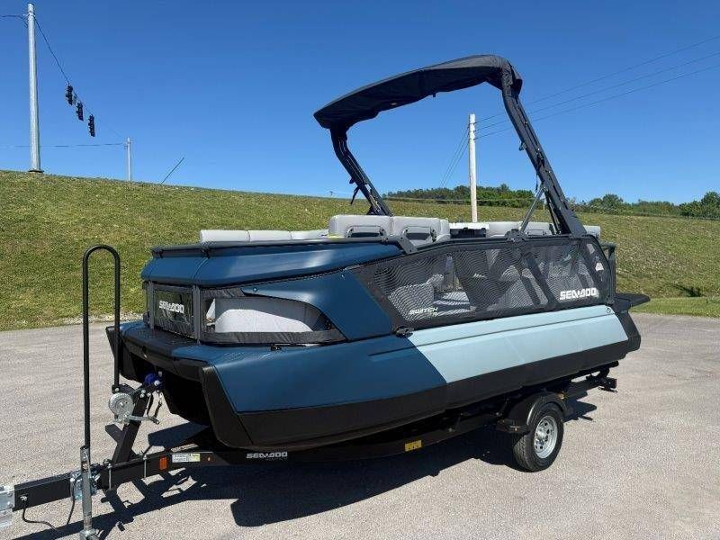 2026 Sea-Doo Switch Cruise Limited 18