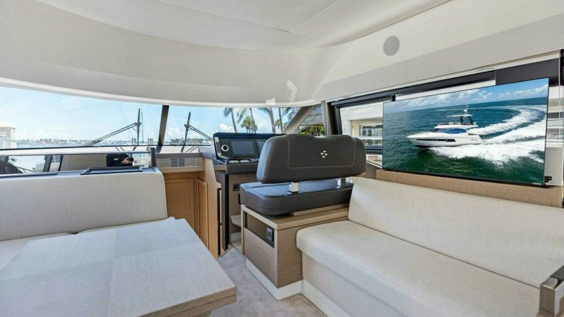 2025 Prestige 460 - Image 8