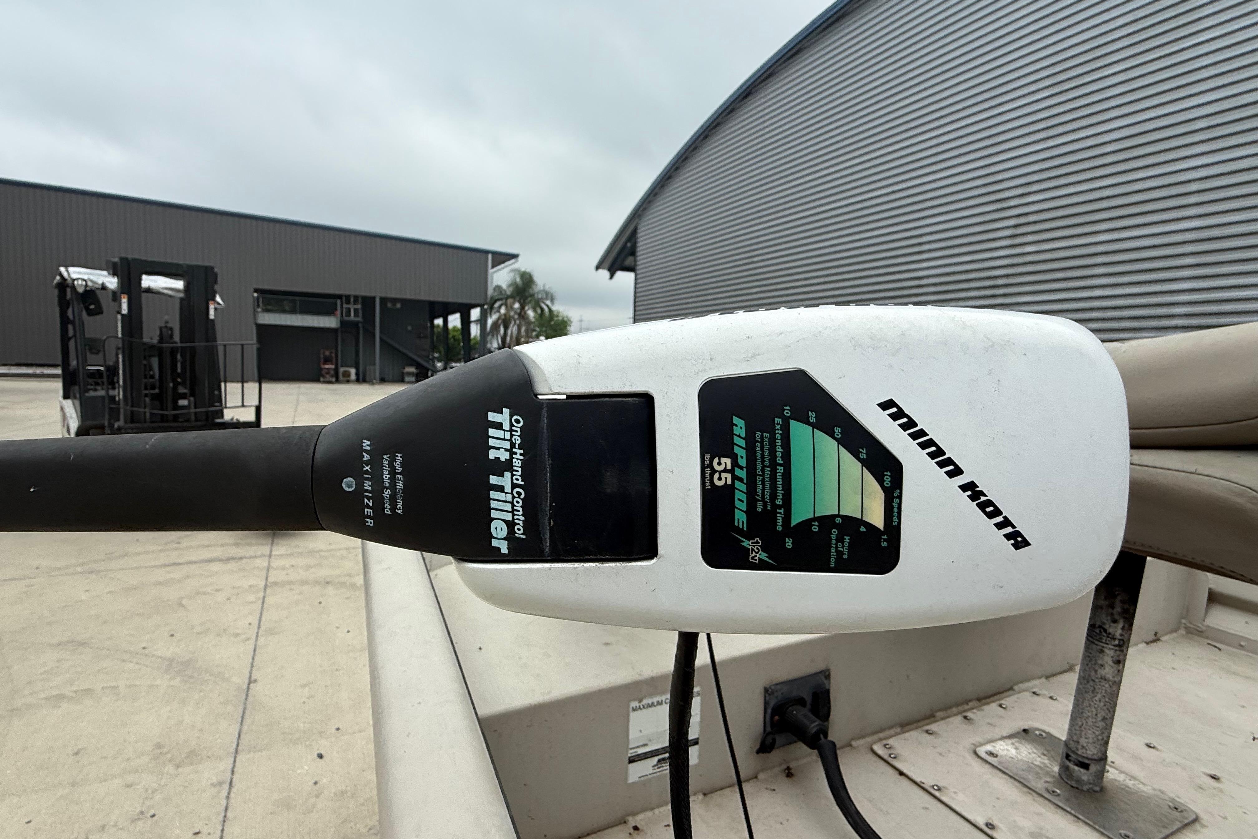Minn Kota trolling motor on 2008 SeaArk 1652 MV boat, outdoor setting.