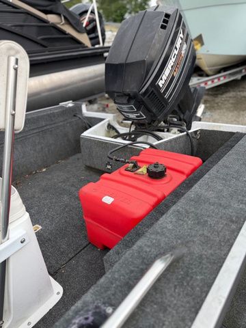 1994 Fisher Boats 18 CC - 5