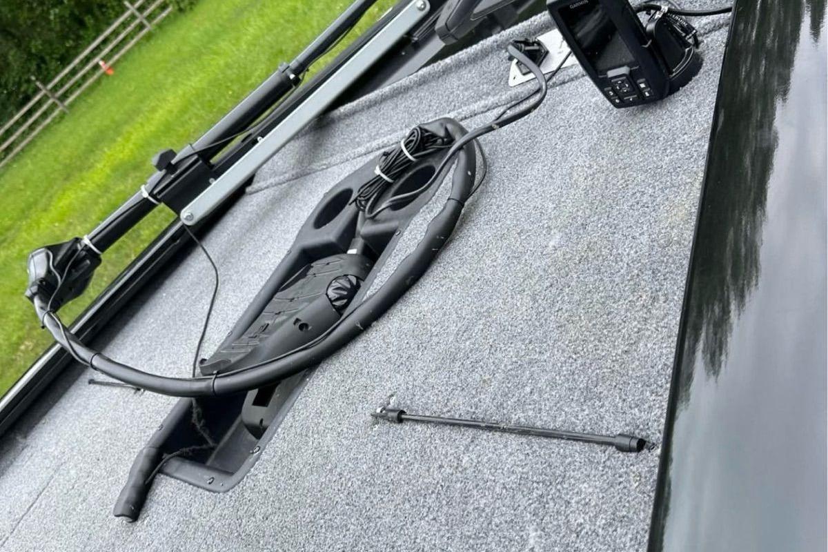 2022 Bass Tracker 195TXW boat deck with fishing equipment and electronics.