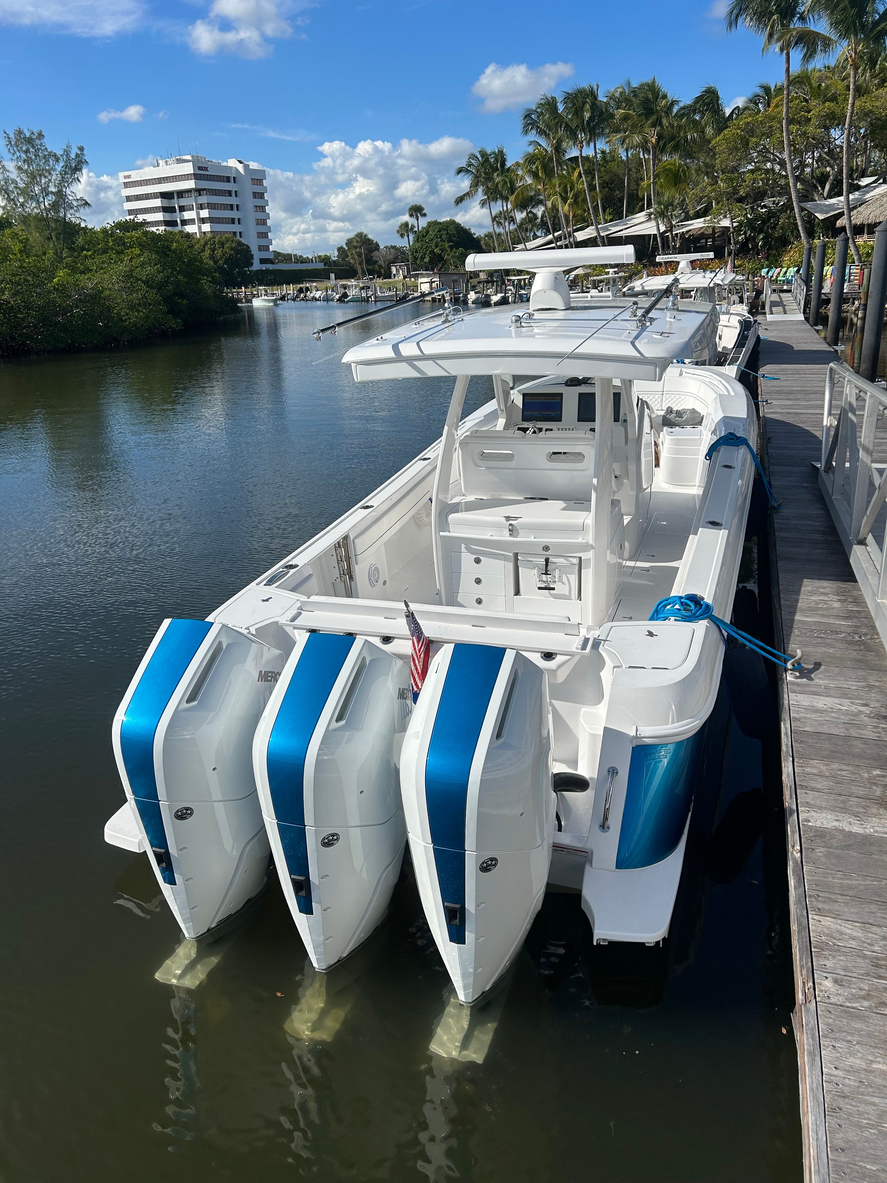 2025 Intrepid 375 Nomad SE