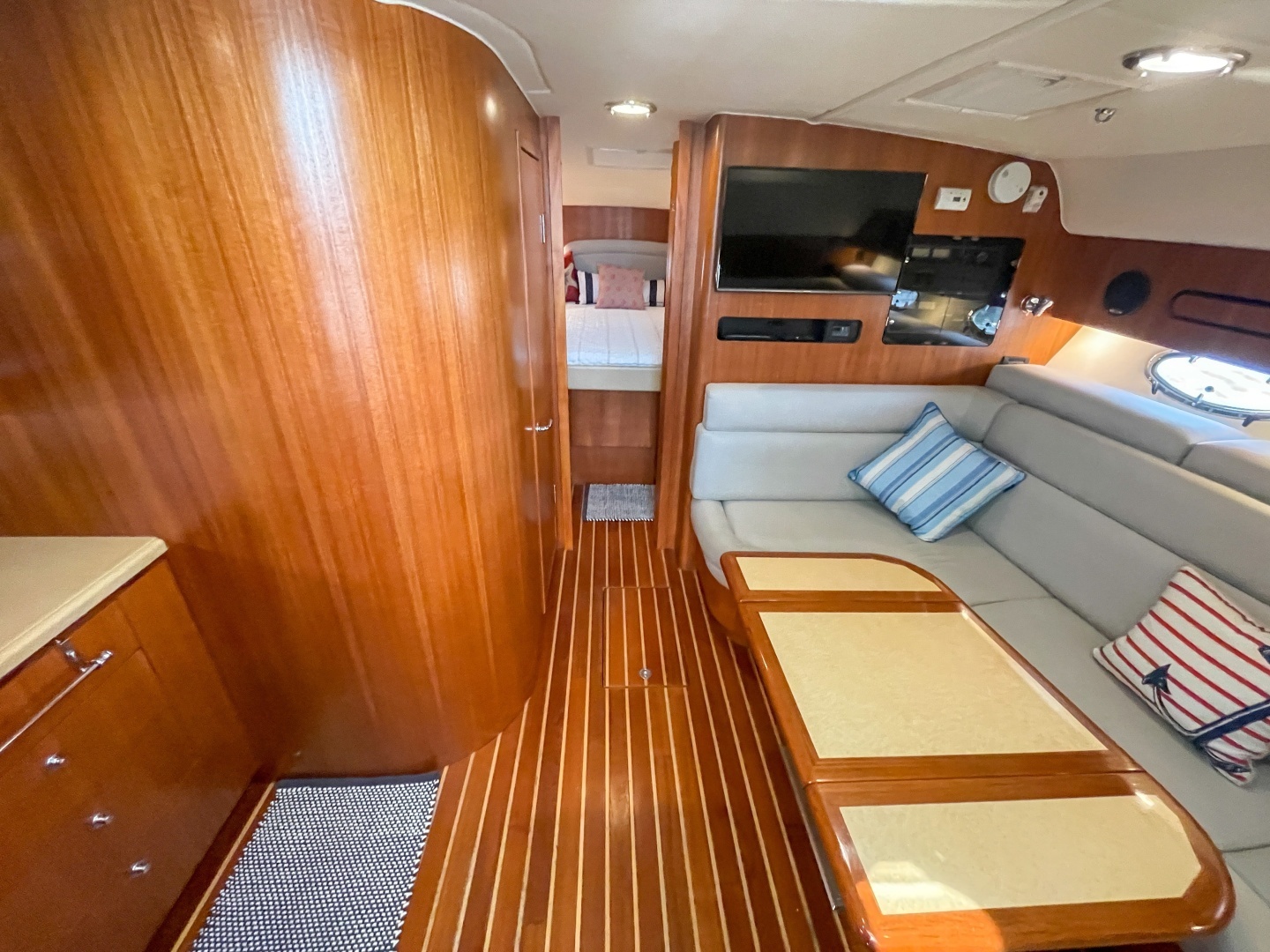 2004 Tiara Yachts 3800 Open - Image 29