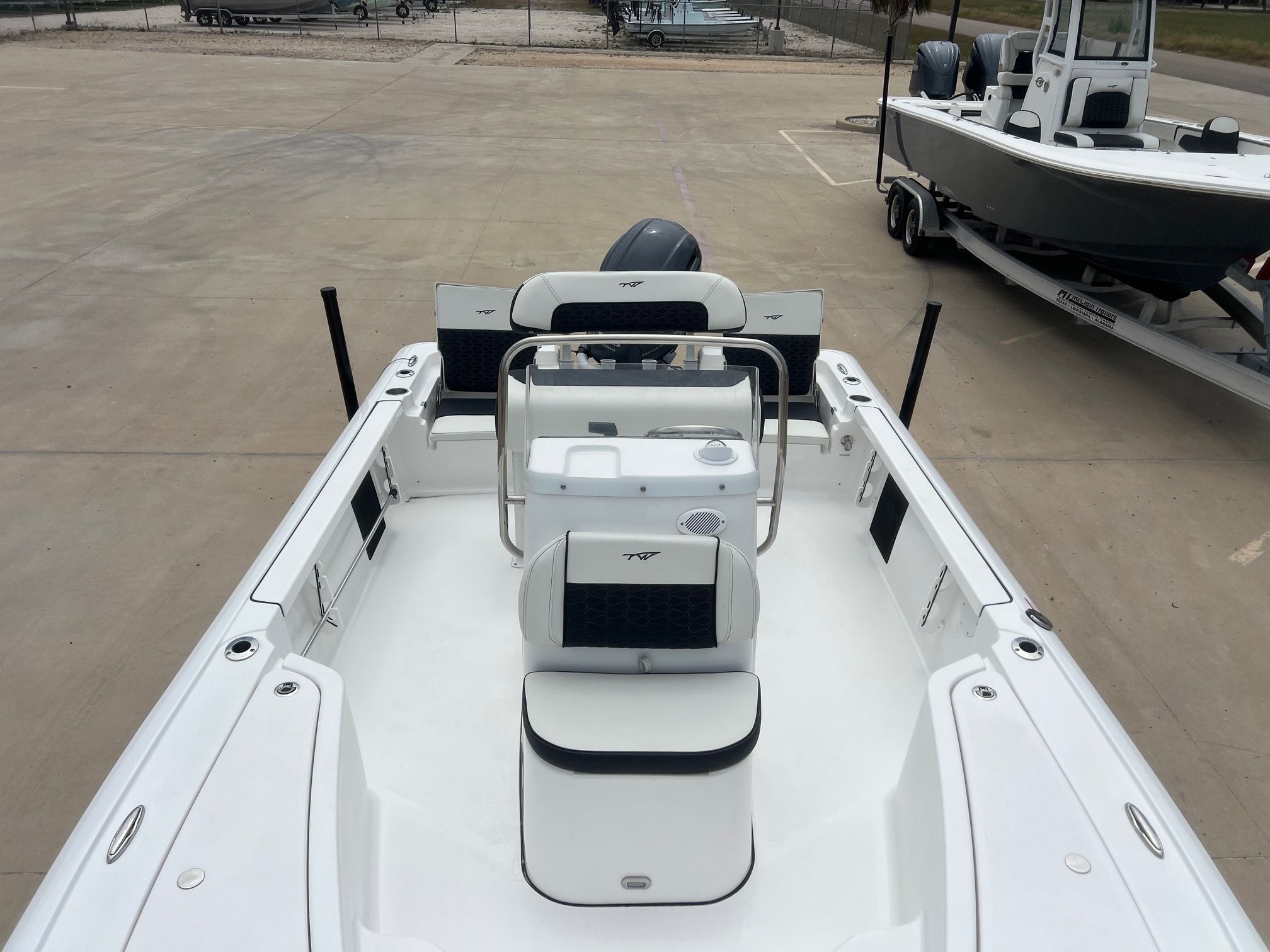 2026 Tidewater 1910 Bay Max - 16