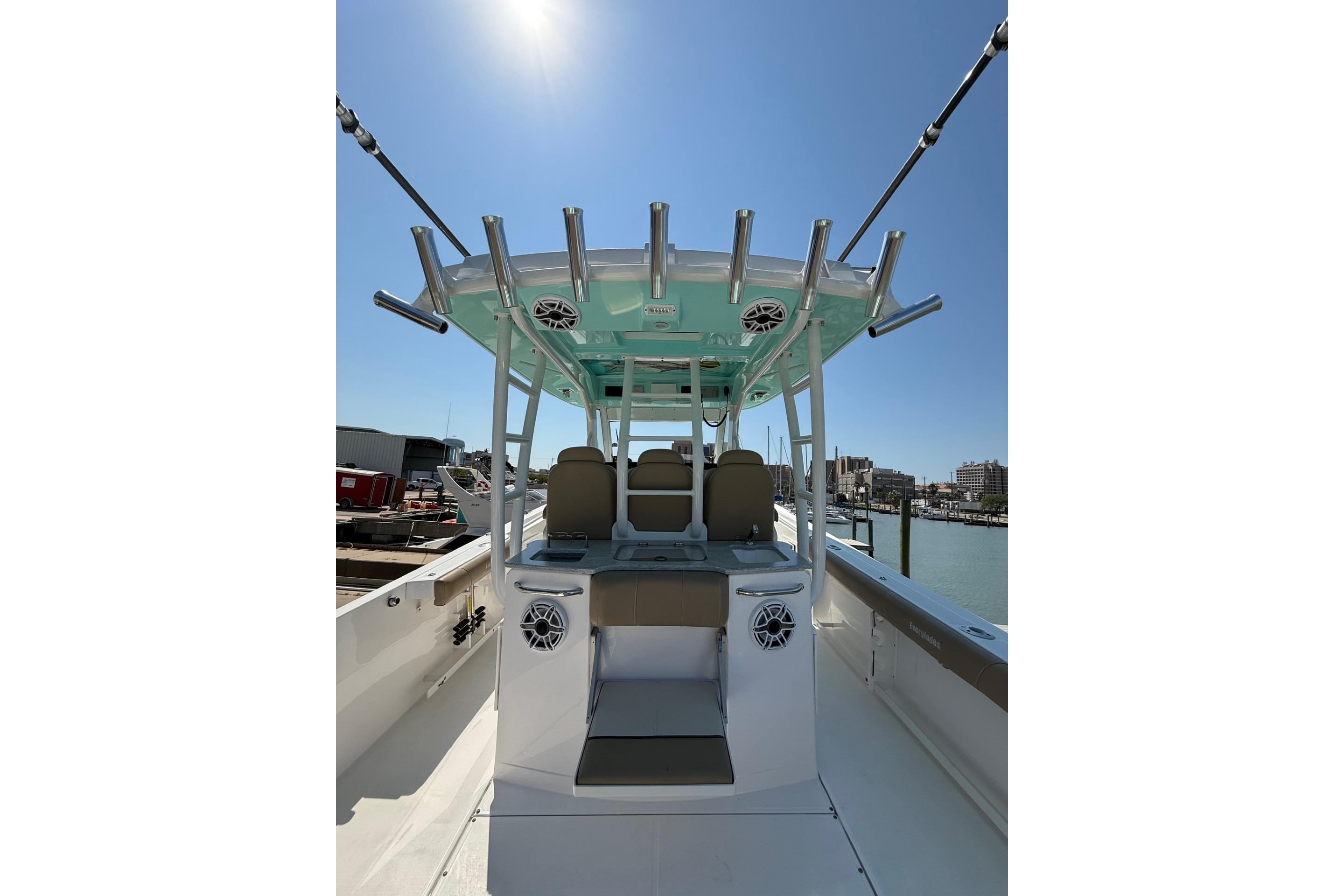 2021 Everglades 365 Center Console