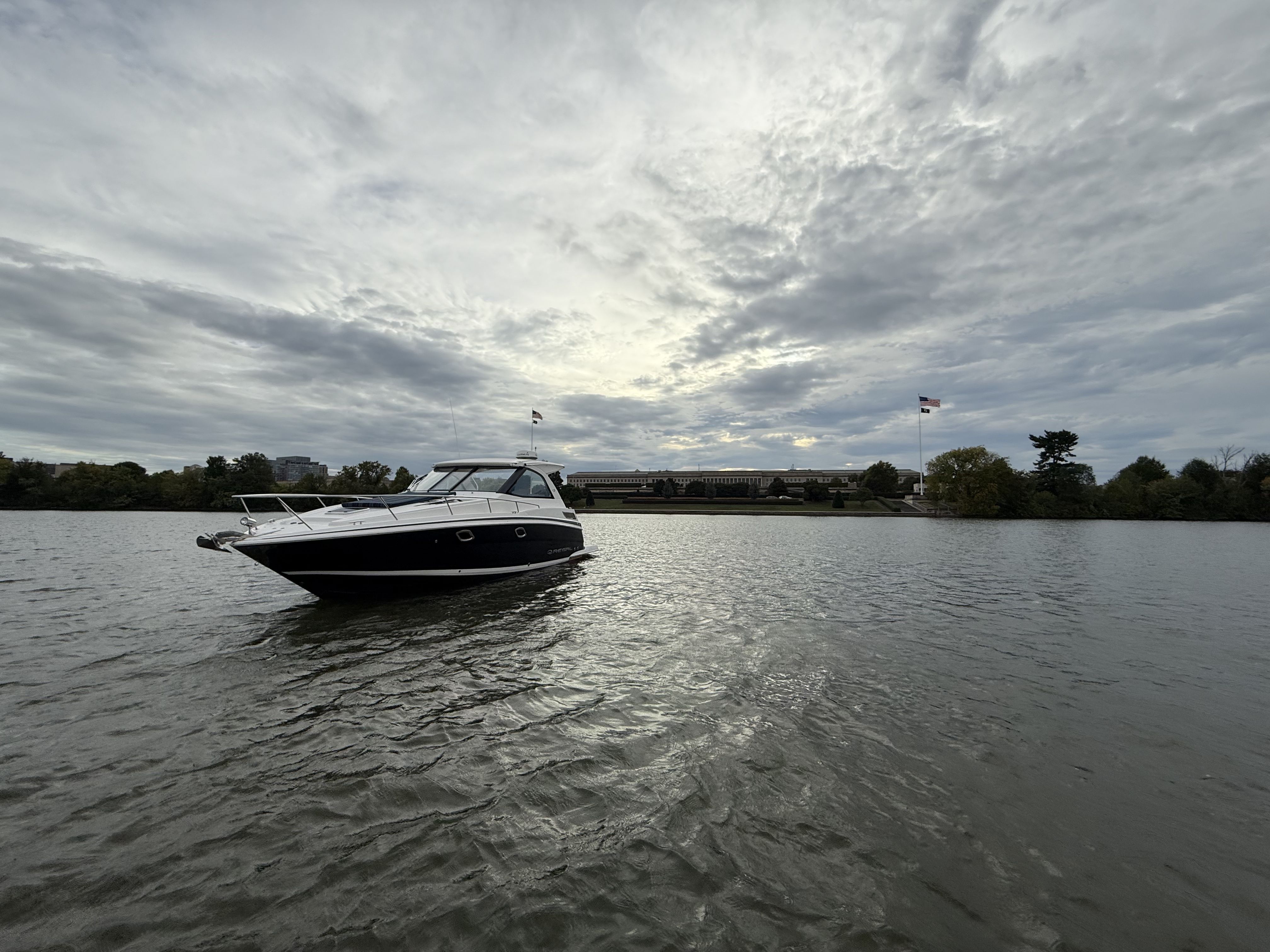 2015 Regal 35 Sport Coupe - 5