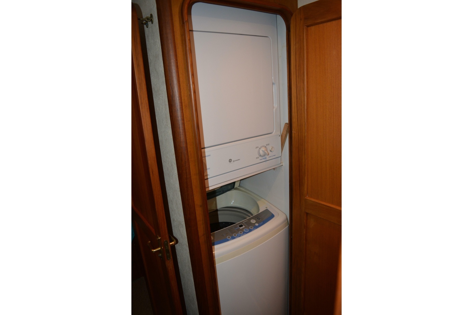 2000 Ocean 56 Super Sport - Image 45