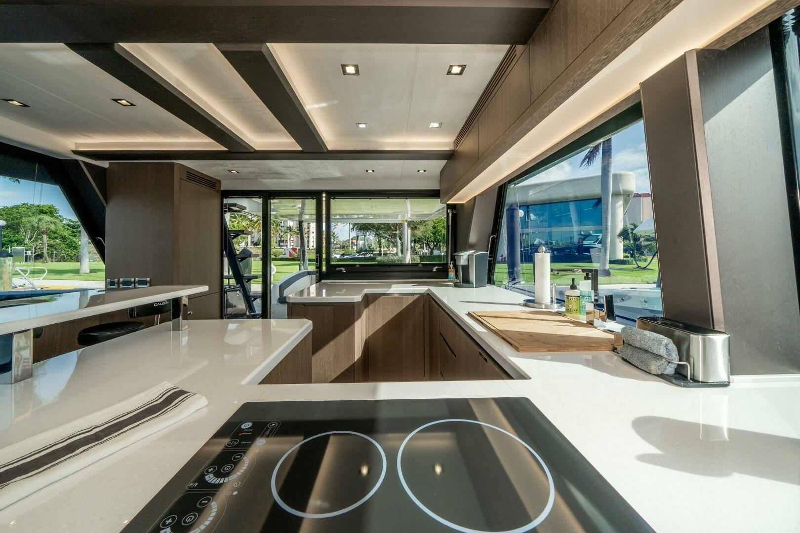 2019 Galeon 640 FLY - Image 26