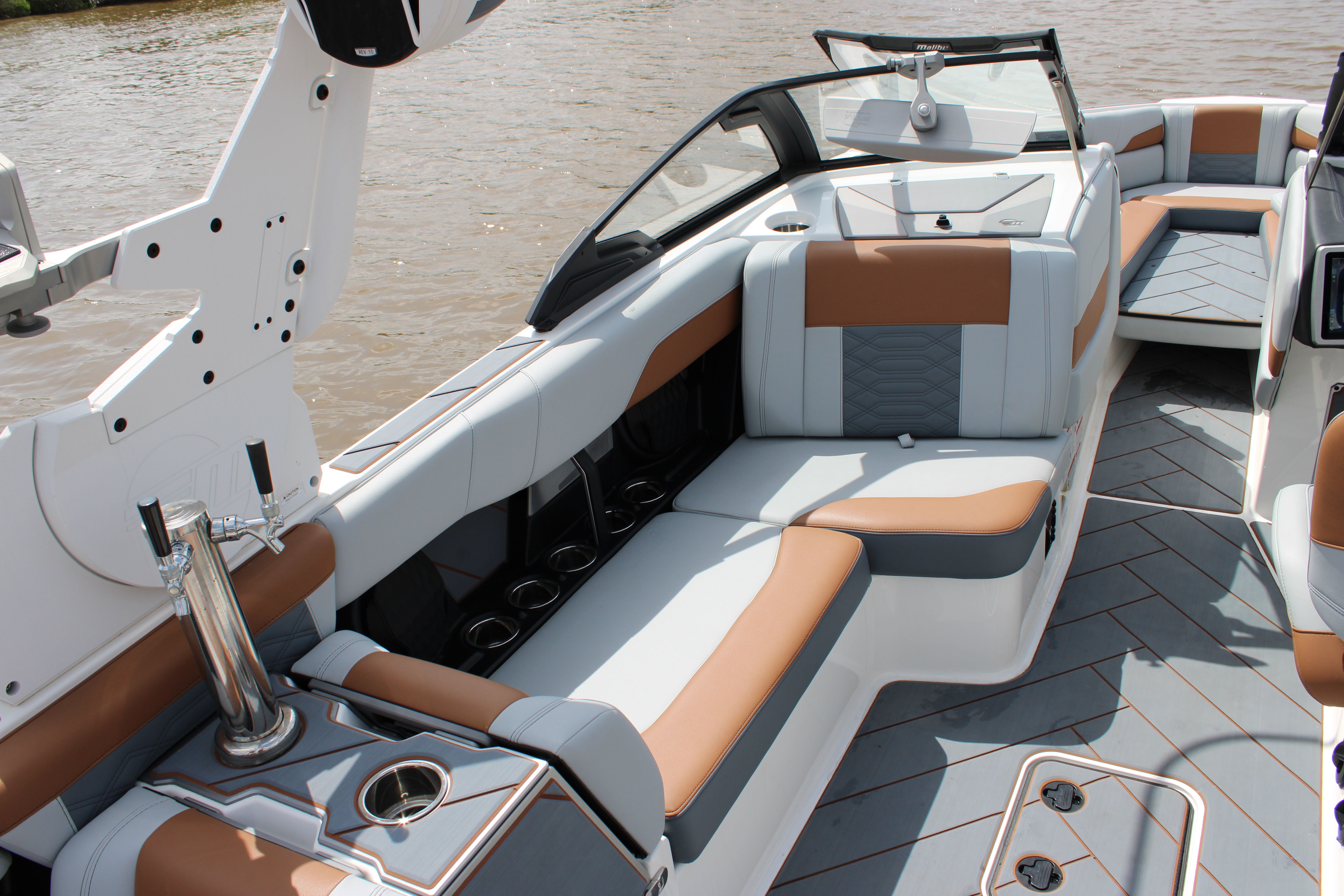 2024 Malibu 26LSV - 26