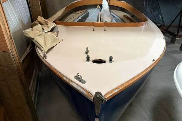 2012 Howard Fisher Cat 14