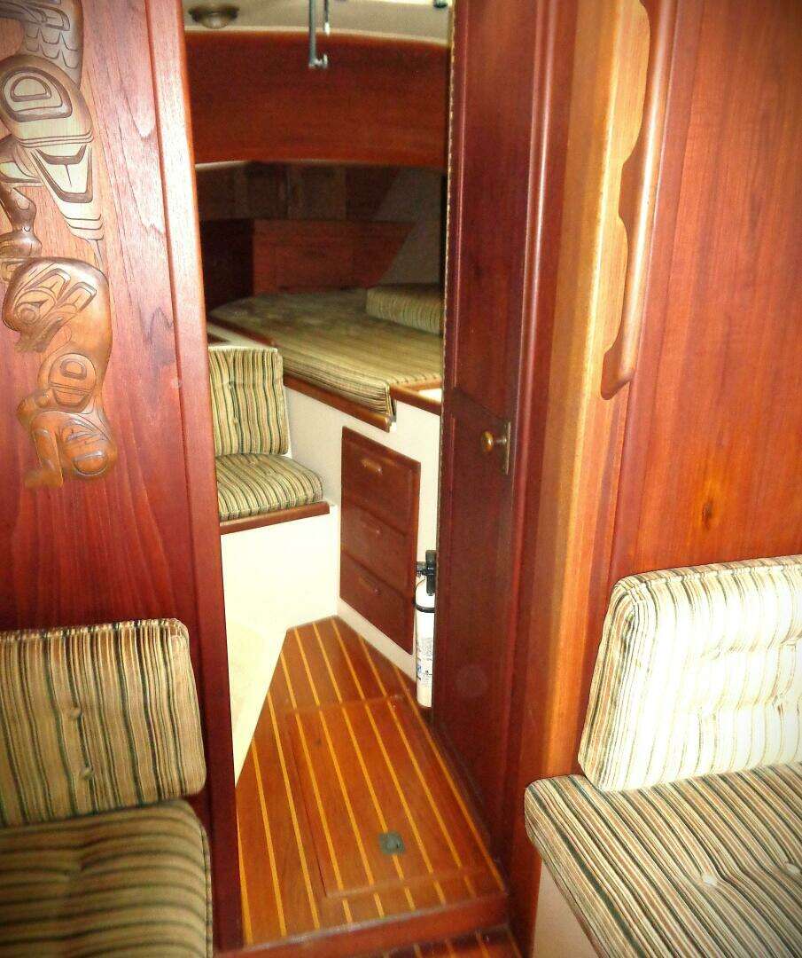 1983 Pacific Seacraft 37 - Image 5