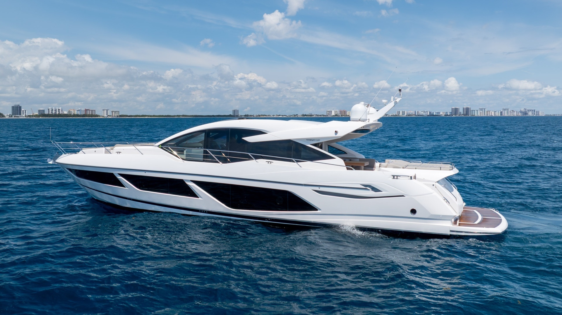 2020 Sunseeker PREDATOR 74 XPS - Image 2