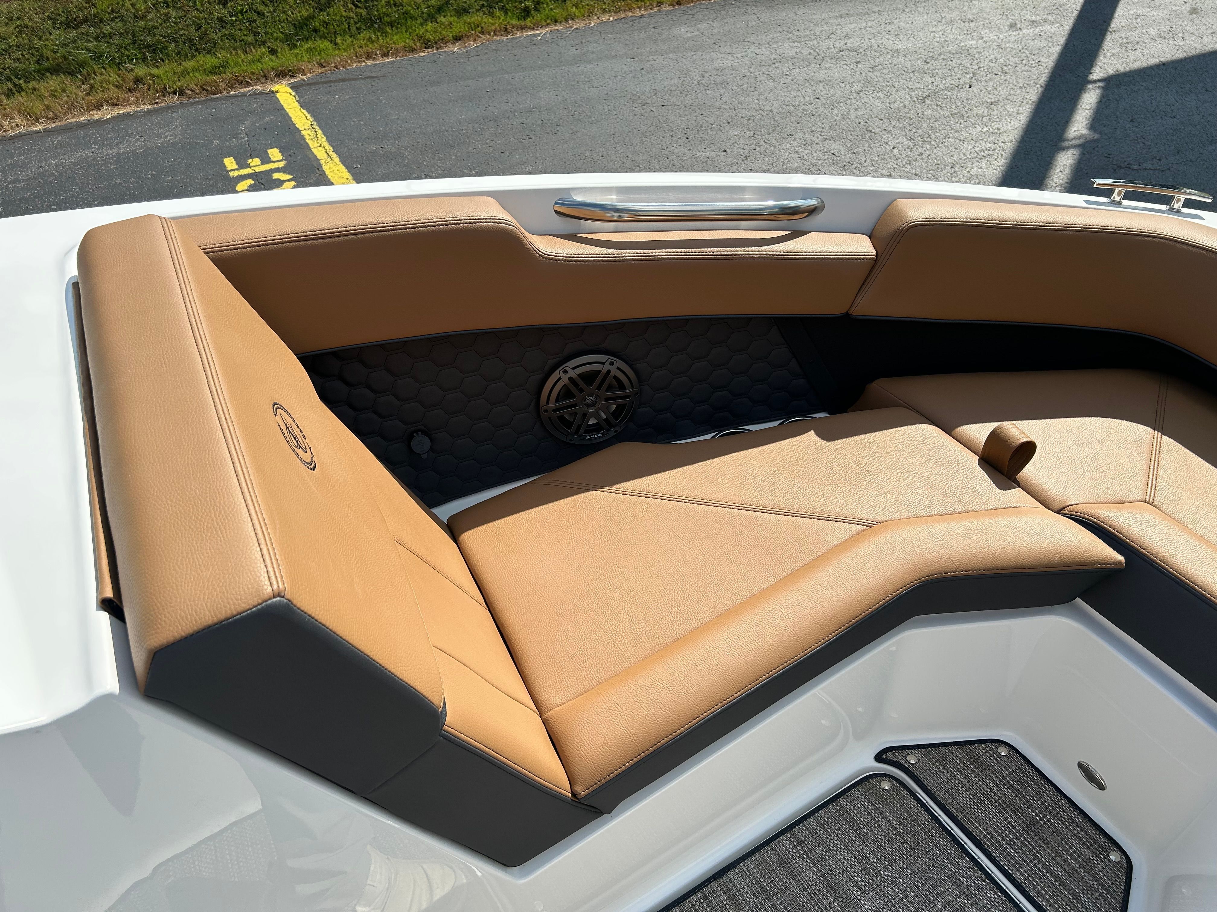 2026 COBALT R4 SURF - Image 22
