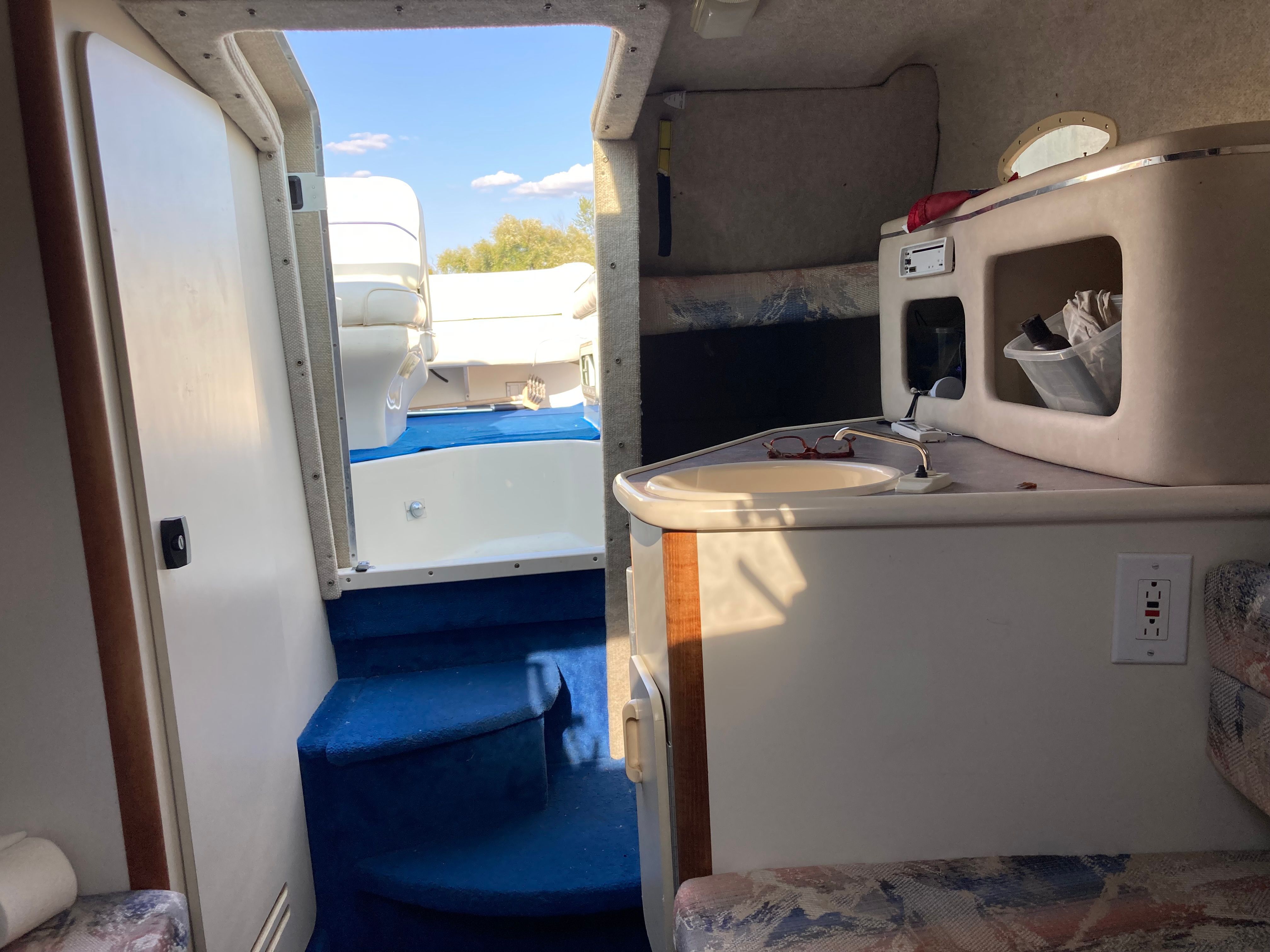 1996 Sea Ray Sundancer - 7