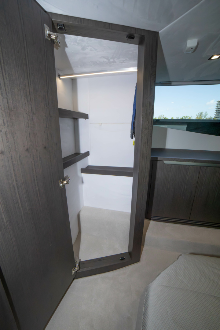 2024 Galeon 510 SKY - Image 43