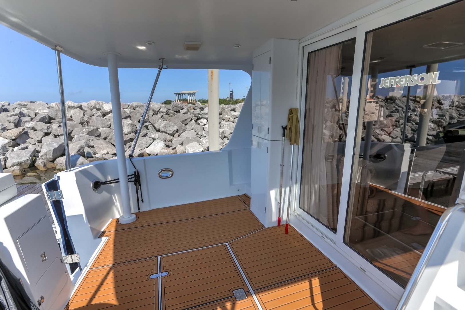 2003 Jefferson 57 Pilothouse - Image 23