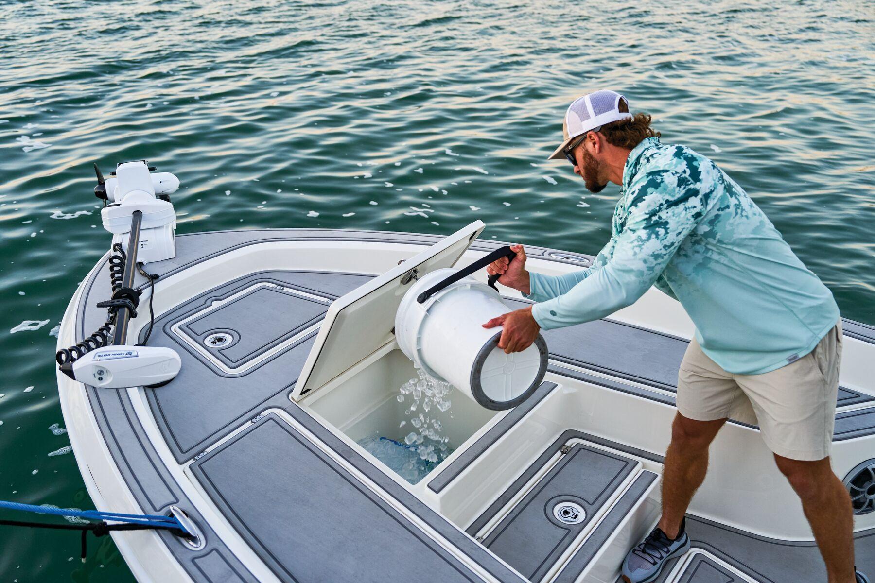 2025 Mako 24 APEX - 20