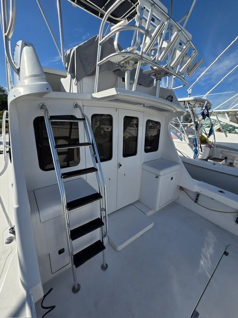 1994 Luhrs Convertible - 6