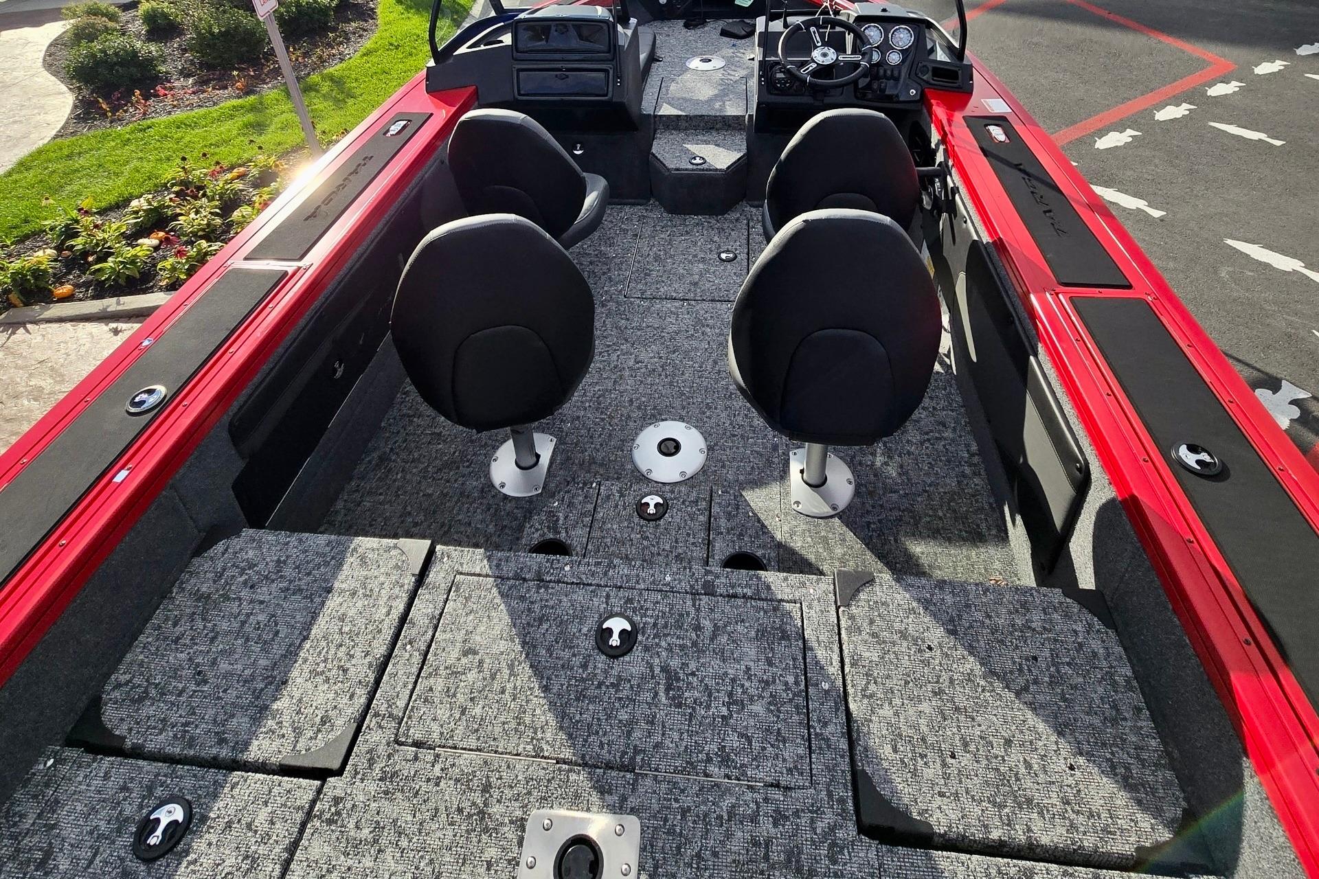 2026 Tracker Targa V-19 Combo boat interior with seating and control panel.