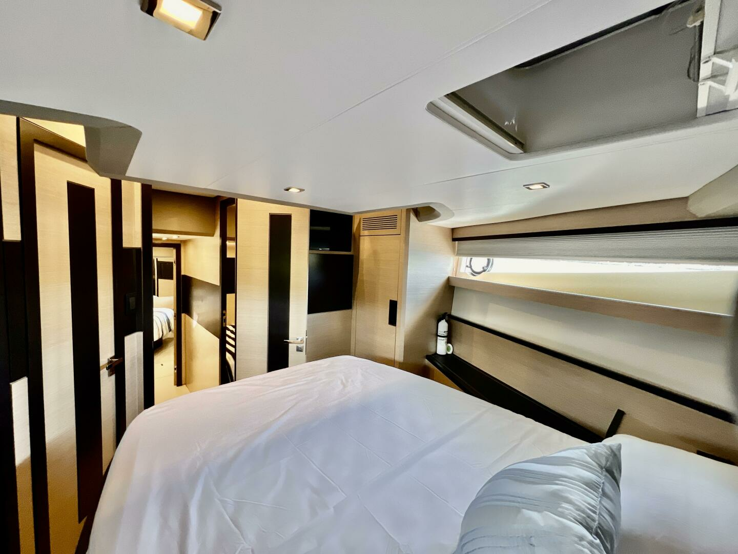 2022 Okean Flybridge 50 - Image 26