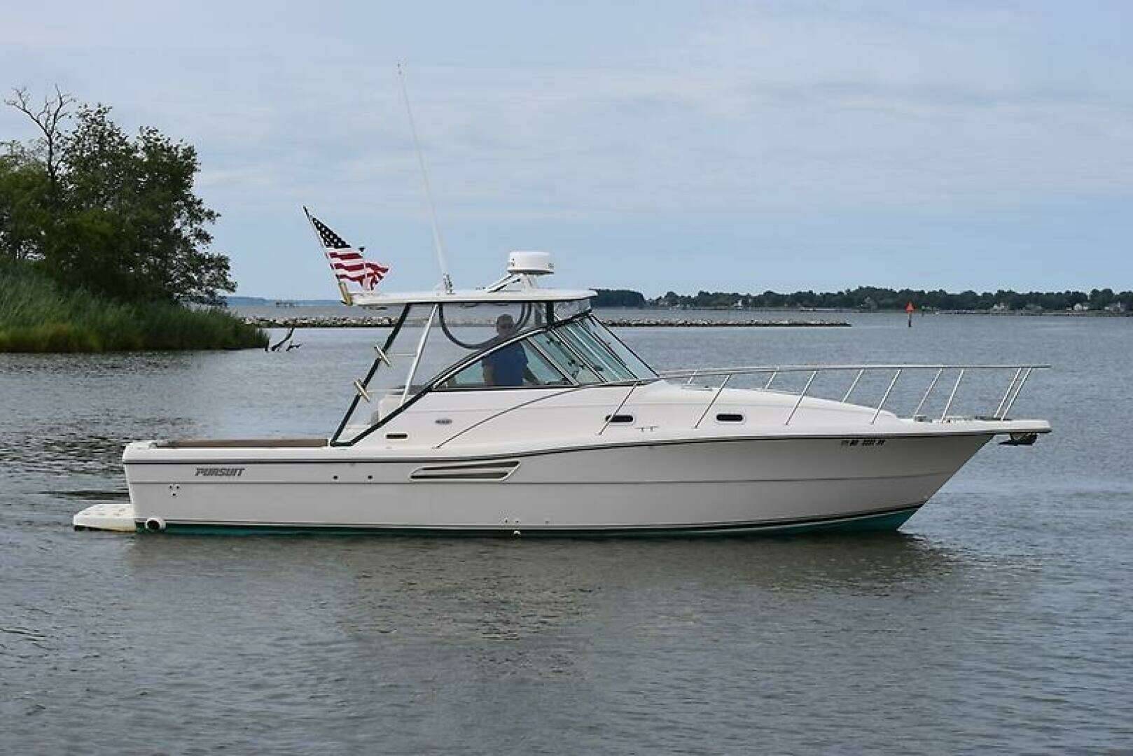 2003 Pursuit 3000 Express - Image 6