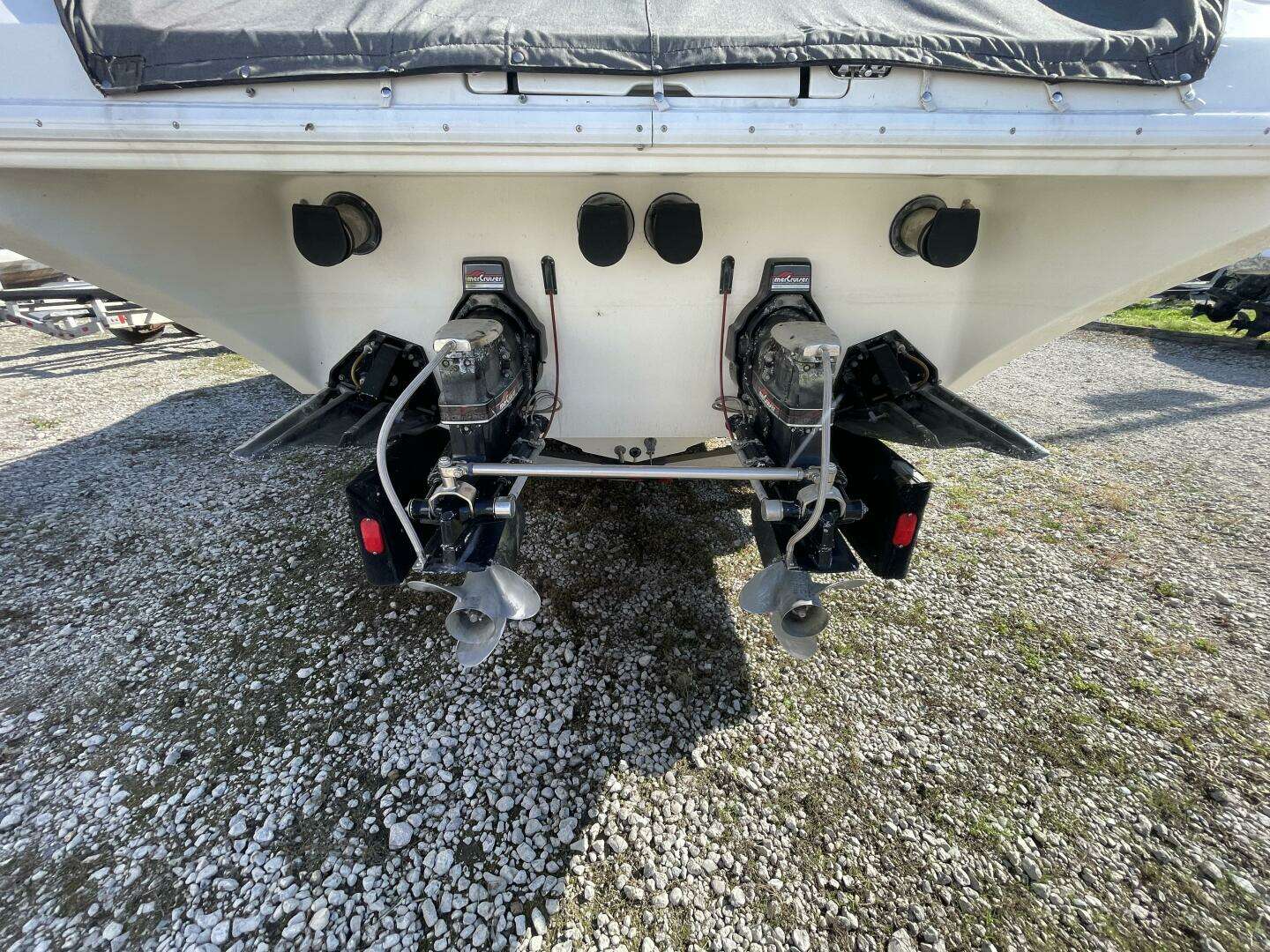 1993 Fountain 38 Sport Cruiser - Image 11