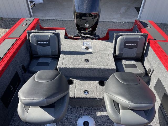 2026 Tracker Targa V-18 Combo - 27