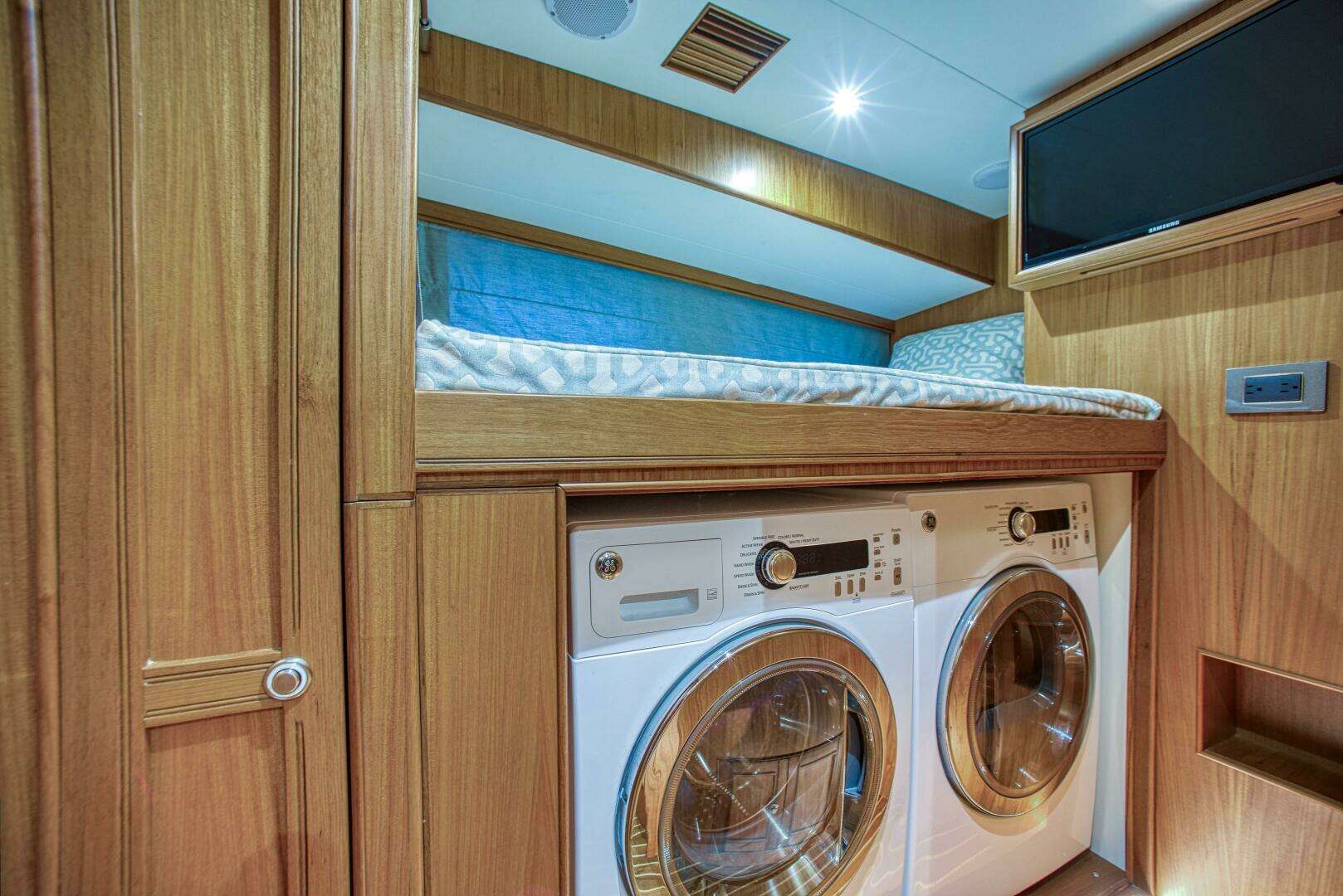 2018 Marlow Explorer 75E-CB - Image 38