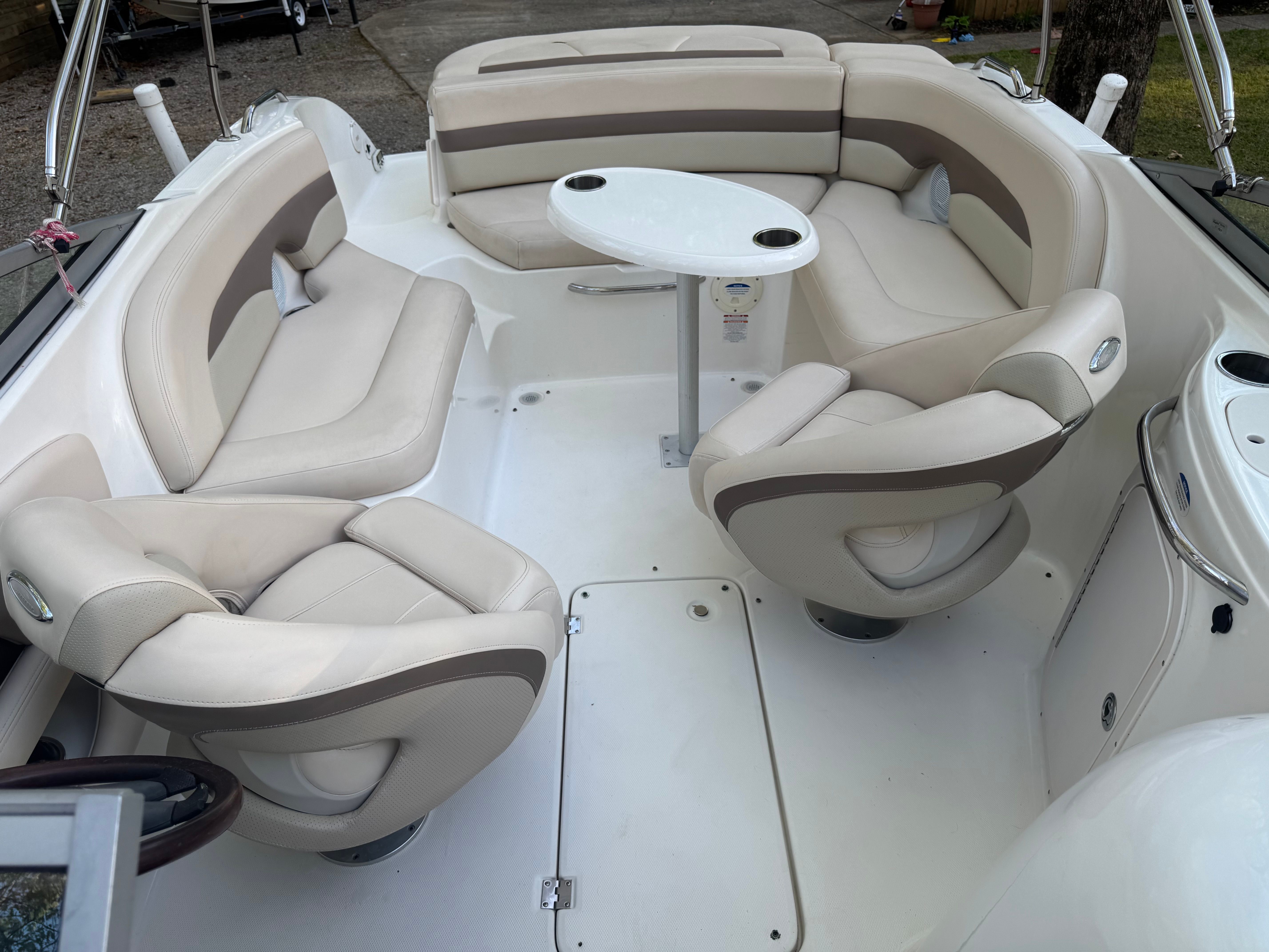 2007 Chaparral Sunesta 214 - 10