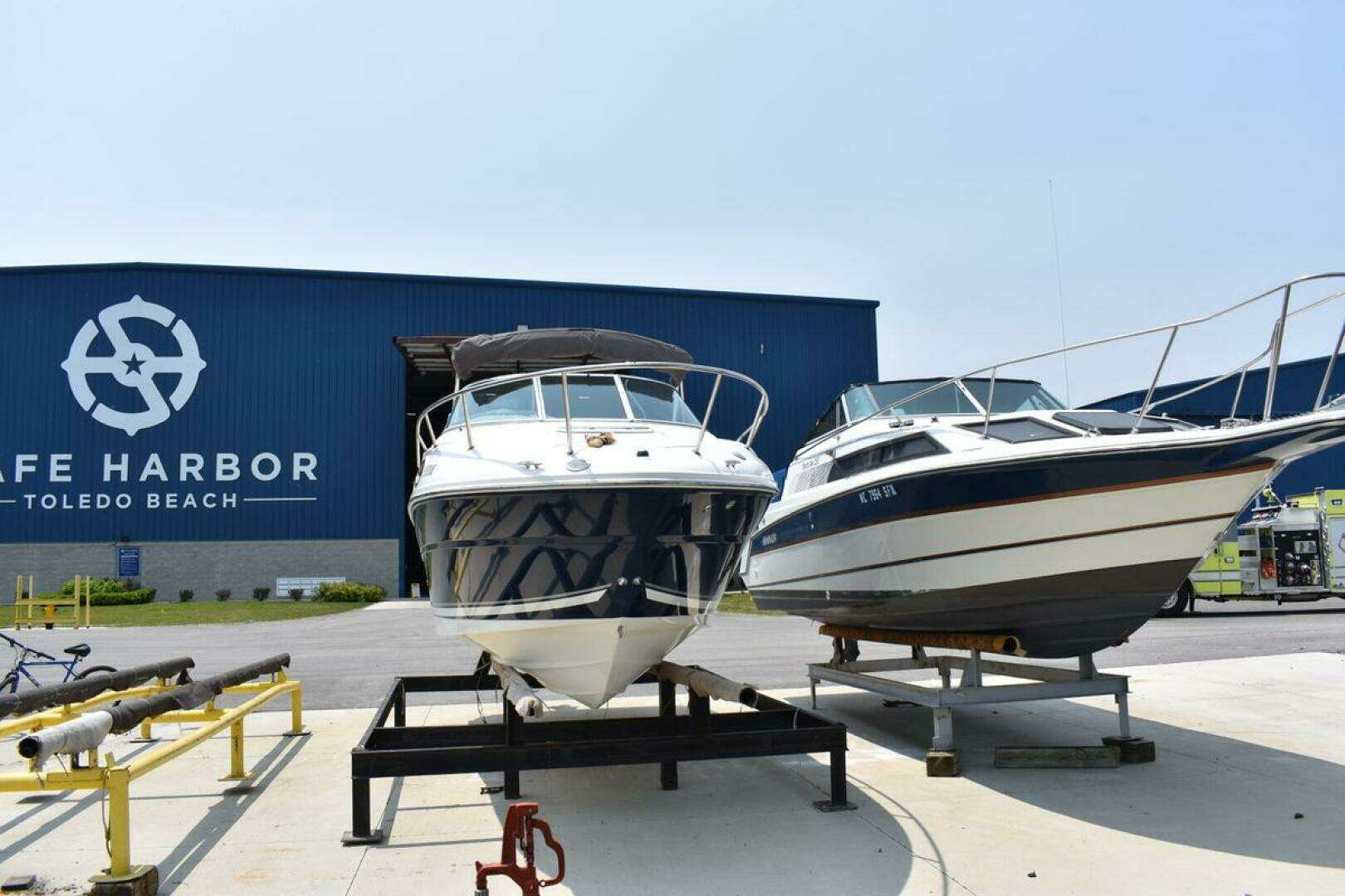 2008 Sea Ray 240 Sundancer - Image 7