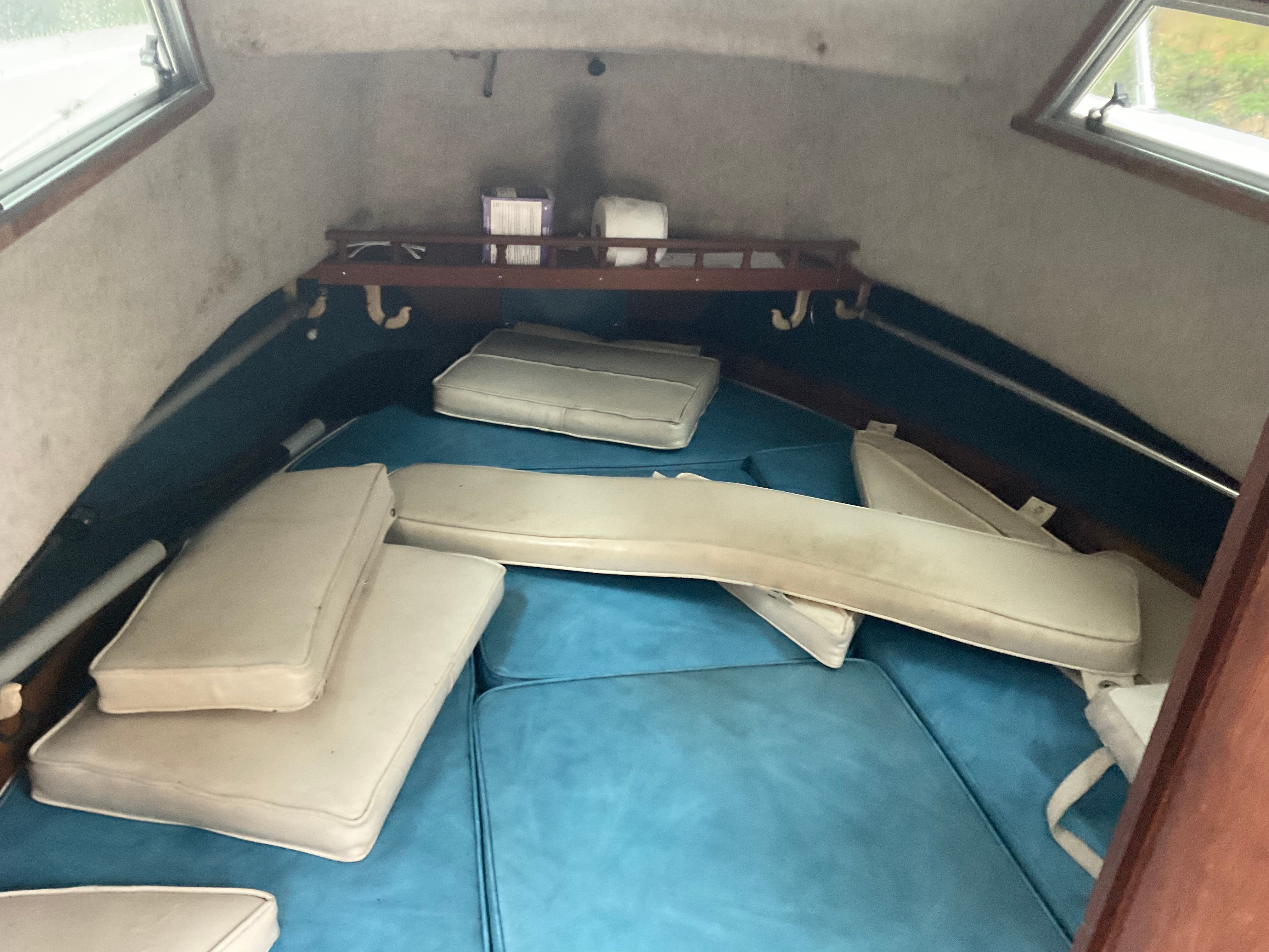 1988 Grady-White Overnighter - 10