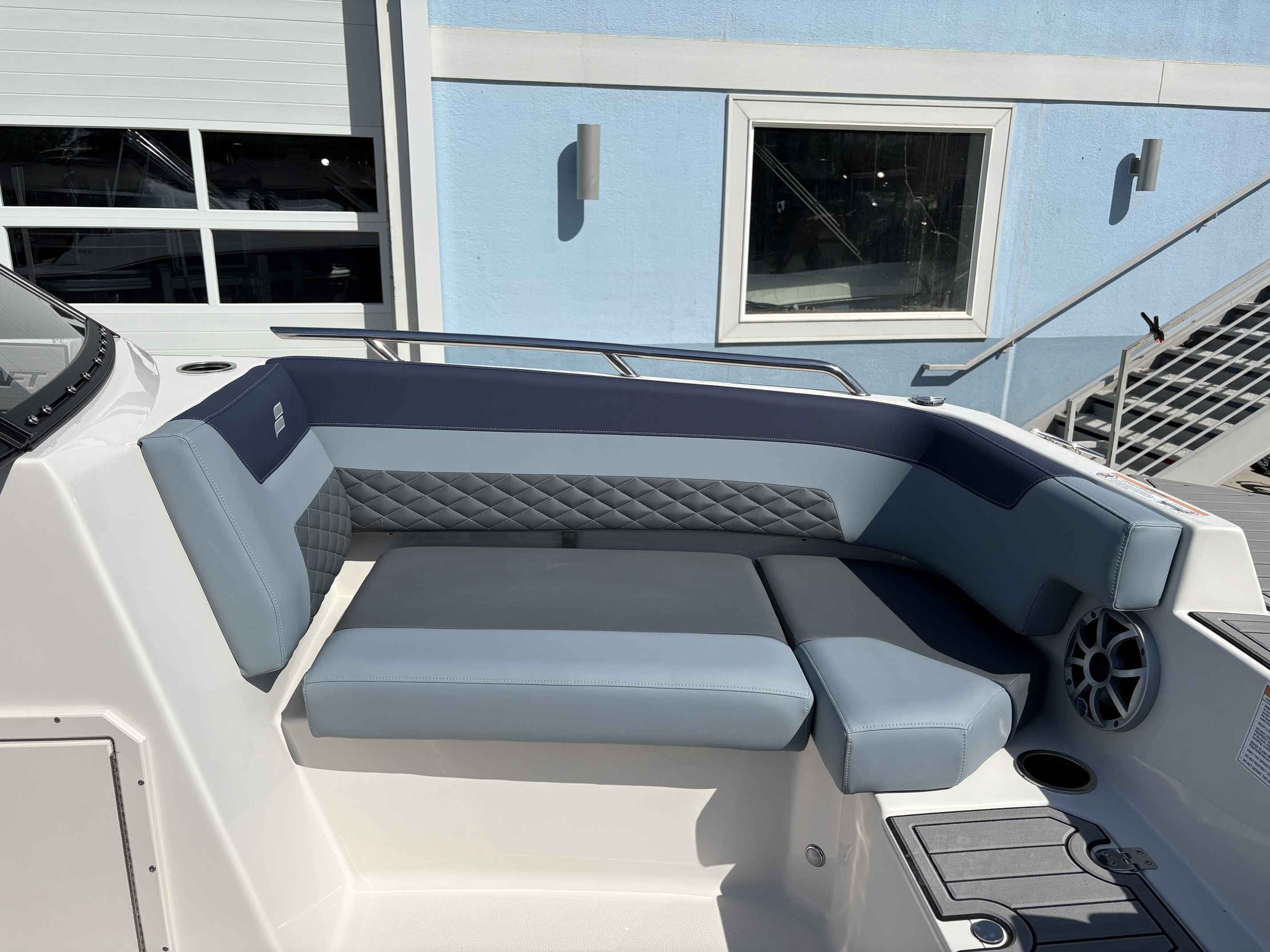 2026 Starcraft SVX 210 OB - 7