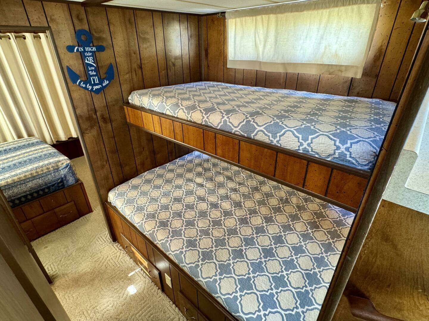 1977 Sumerset 14 x 58 Aluminum Hull Houseboat with Catwalks - Image 48