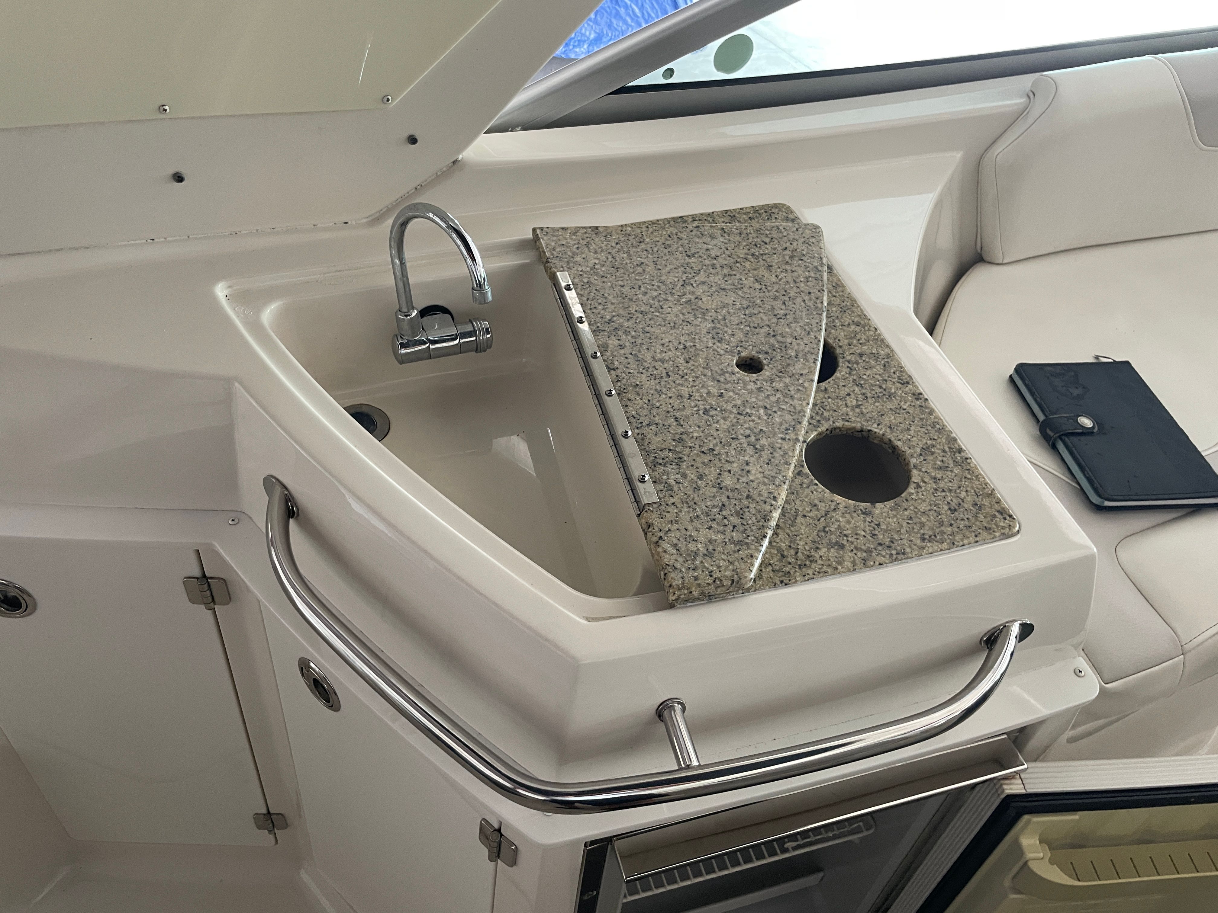 Galley area on Monterey 280 Sport Cruiser, 2010 model.