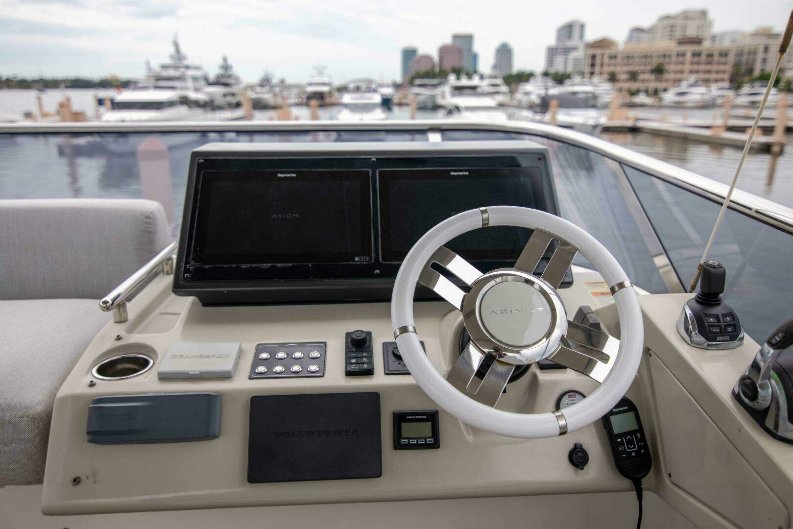 2019 Azimut S7 - Image 51