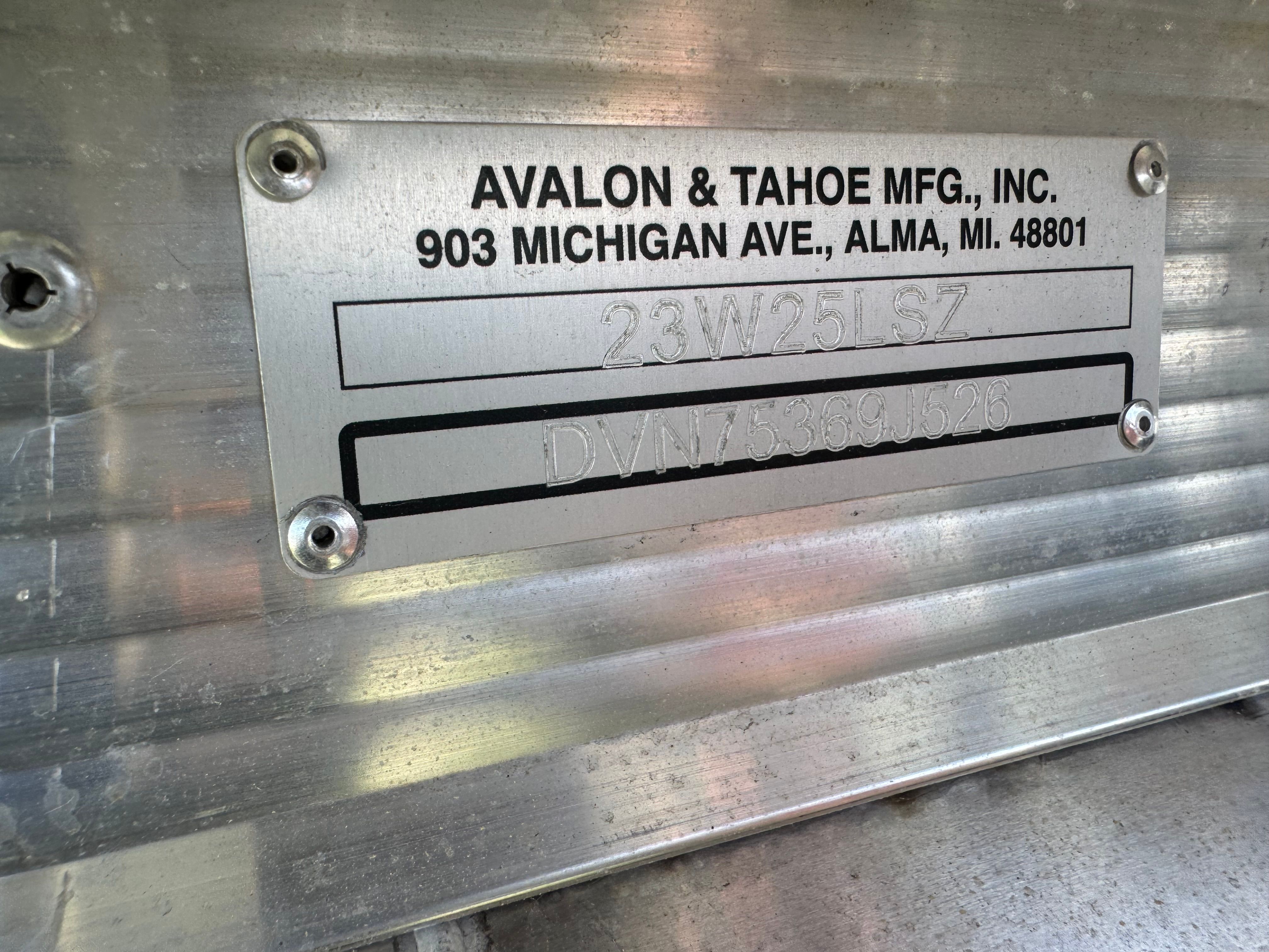 2026 Avalon 23 LSZ QLS - 35