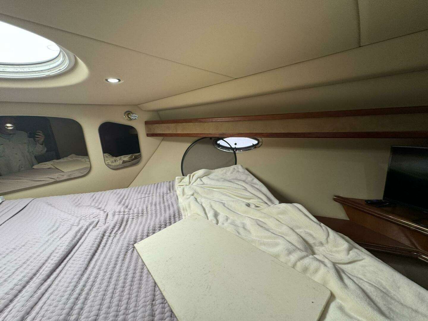 2003 Cruisers Yachts 3772 - Image 82