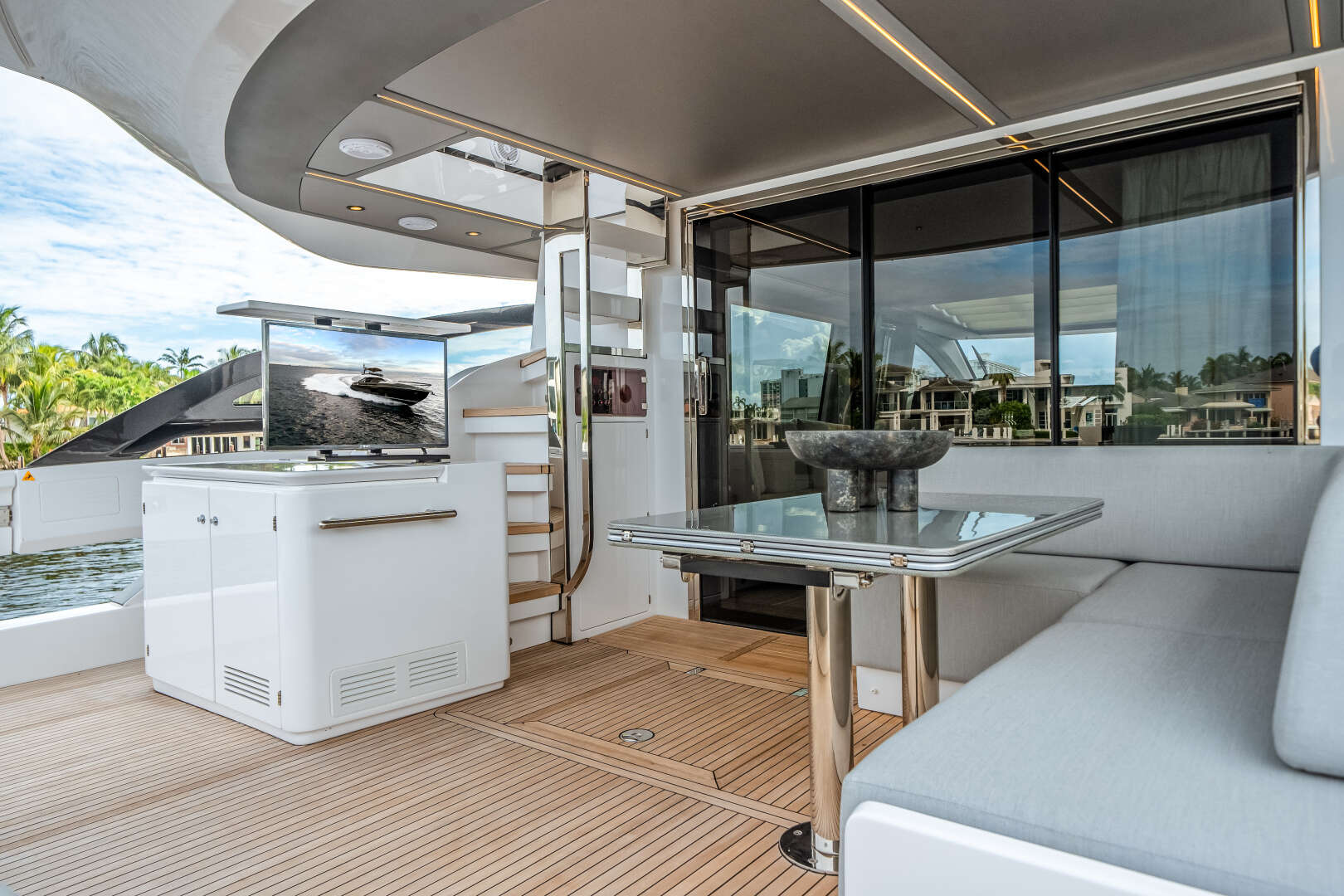 2026 Azimut S8 - Image 22