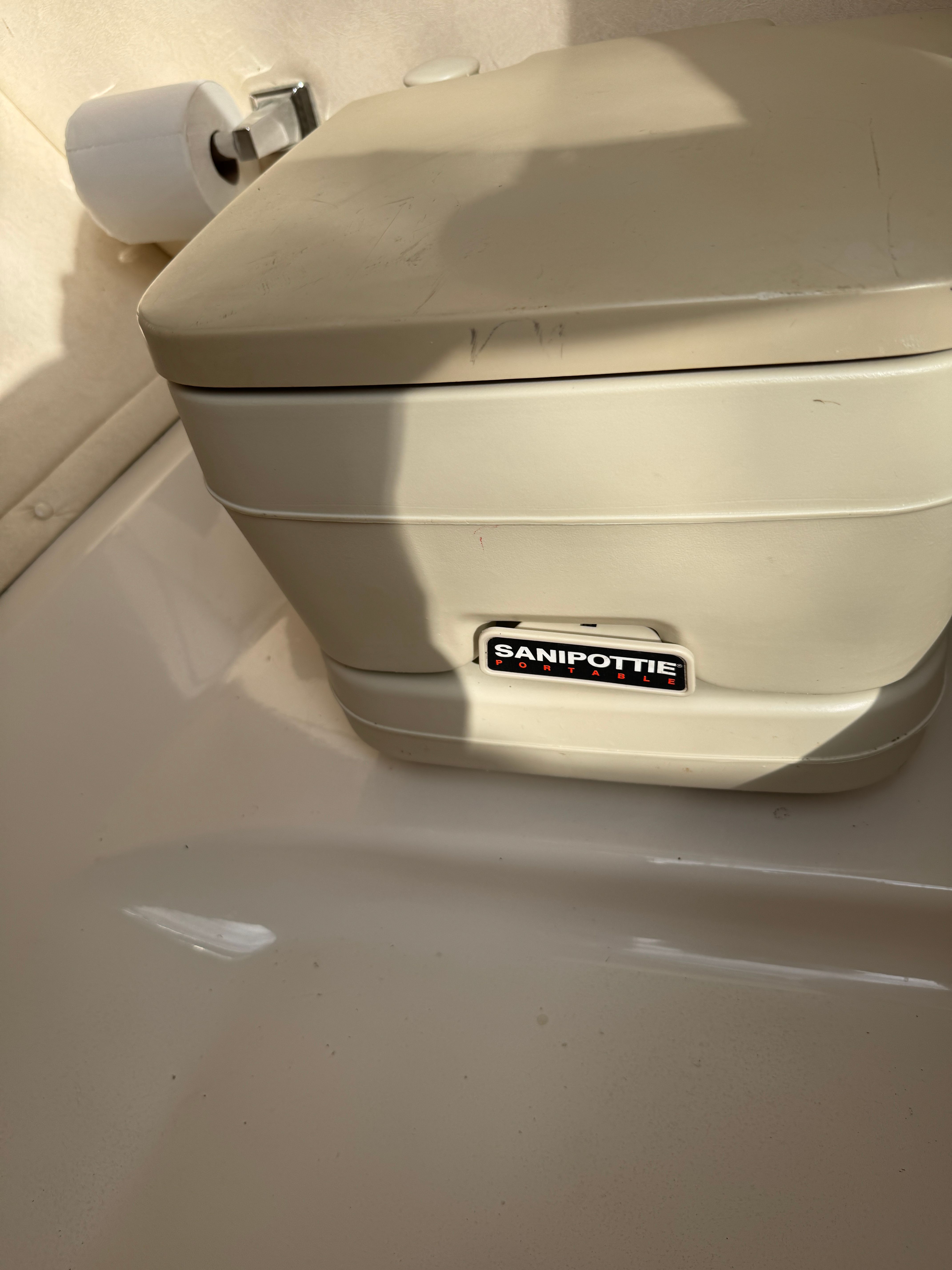 2002 Sea Ray 220 Sundeck - 61