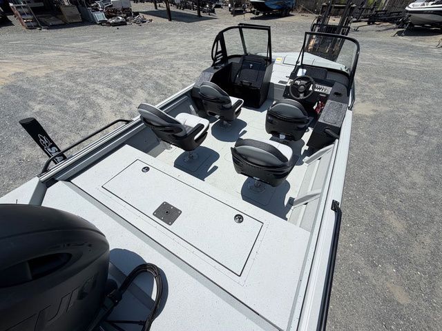 2027 SeaArk Protege 200 - 8