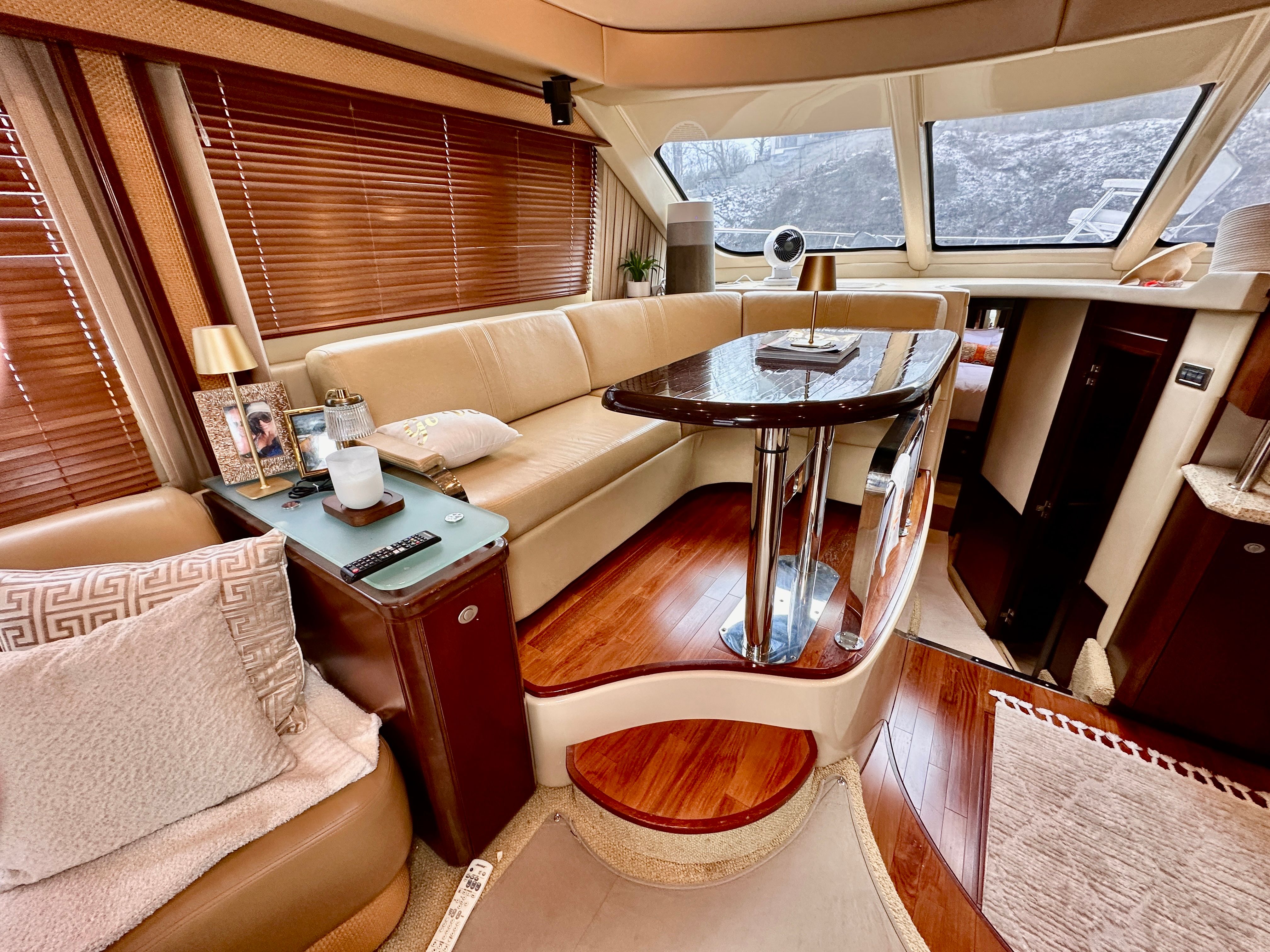 2005 Sea Ray 52 Sedan Bridge - 19