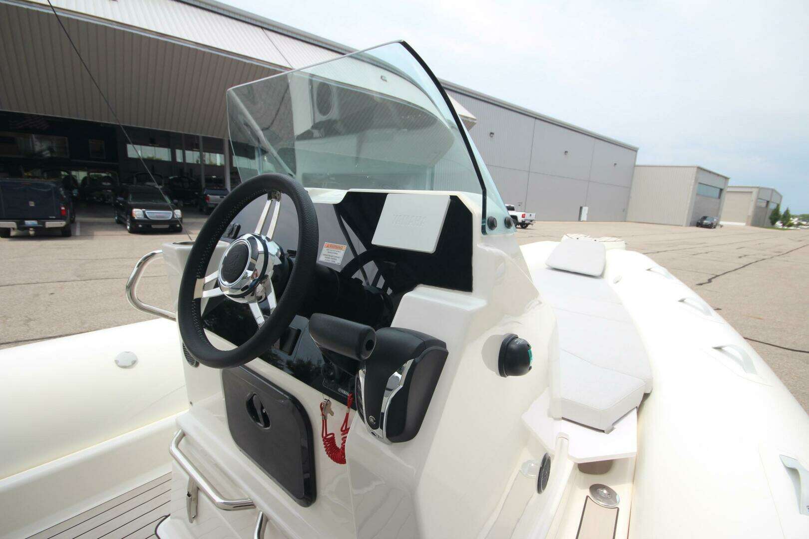 2024 Zodiac Medline 7.5 NEO - Image 29