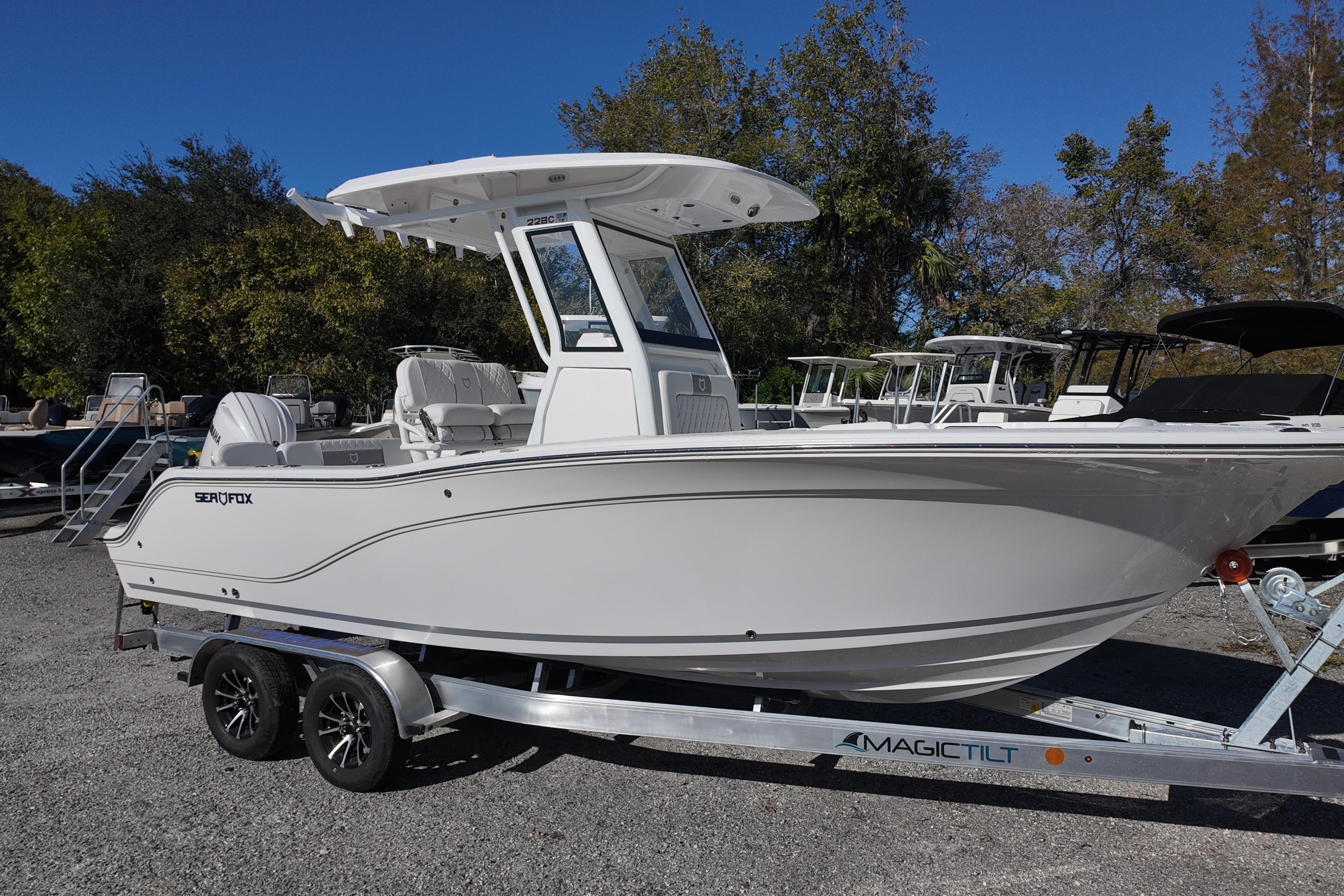 2026 Sea Fox 228 Commander