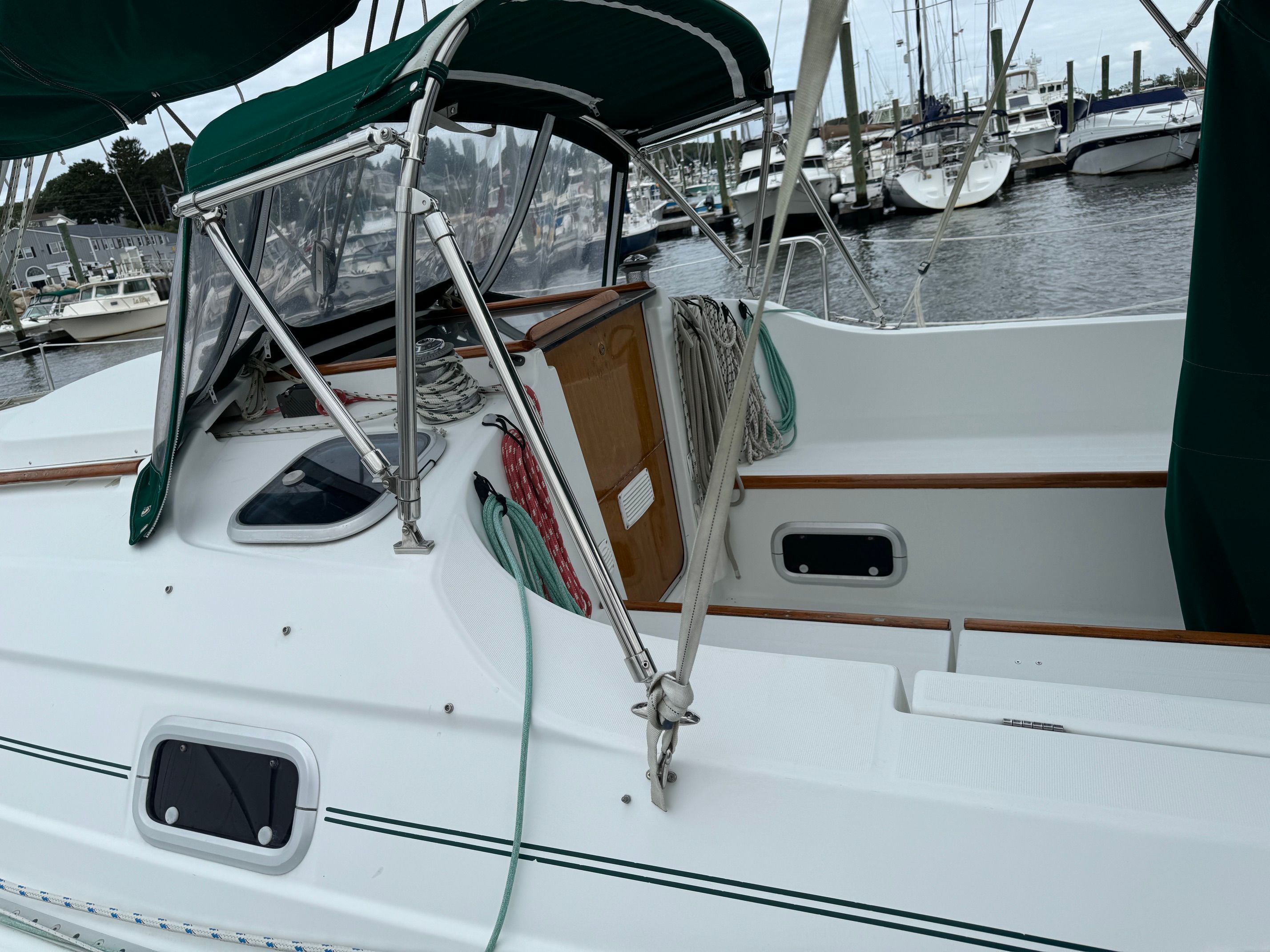 2000 Beneteau Oceanis 321 - 6