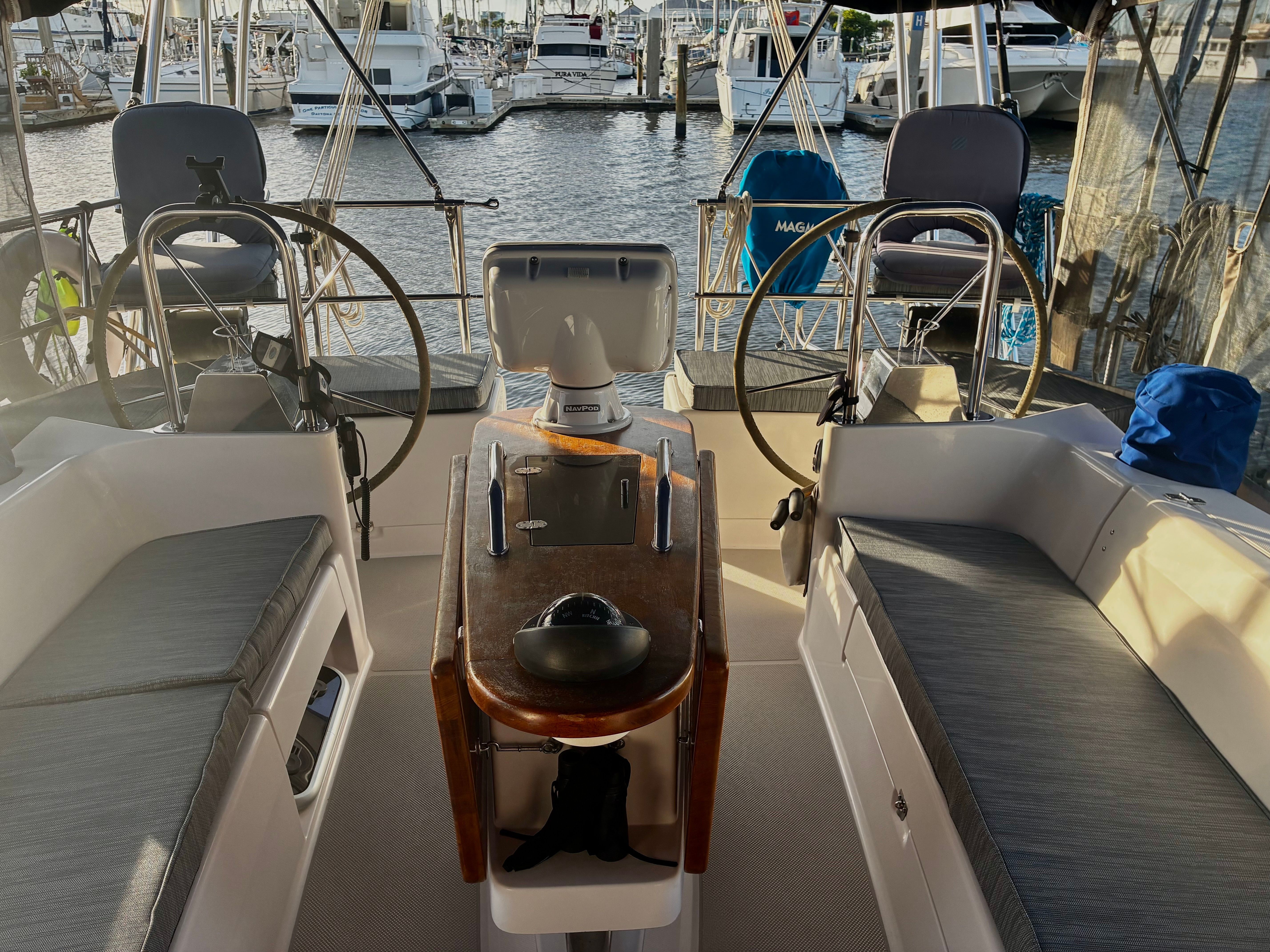 2011 Catalina 445 - 19