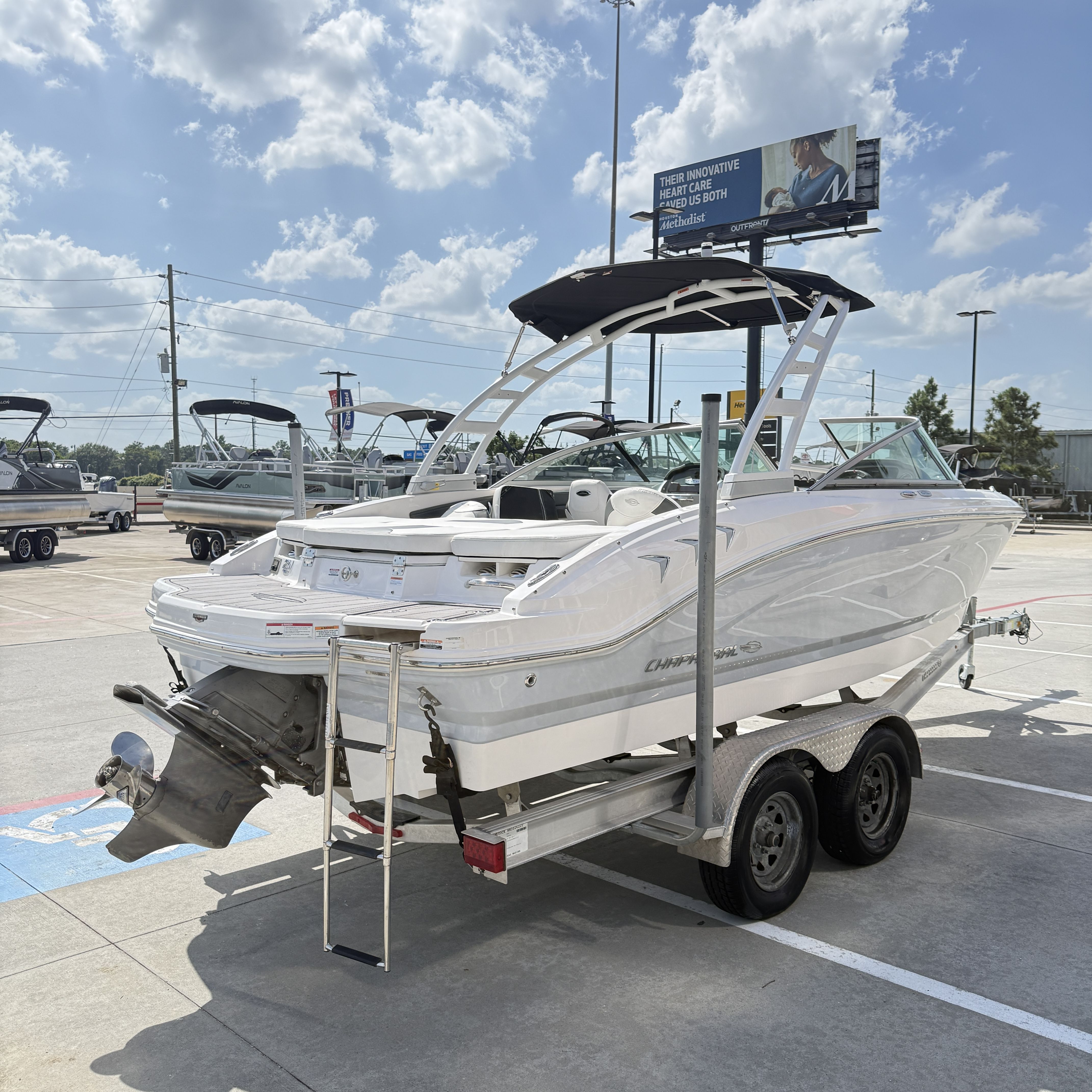 2023 Chaparral 21 H2O Ski & Fish - 11