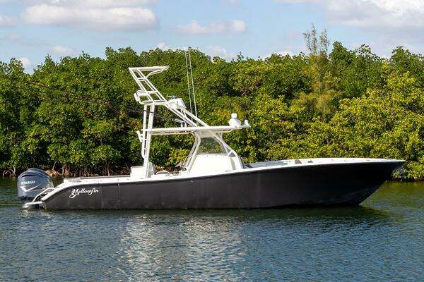 2015 Yellowfin 39 Offshore